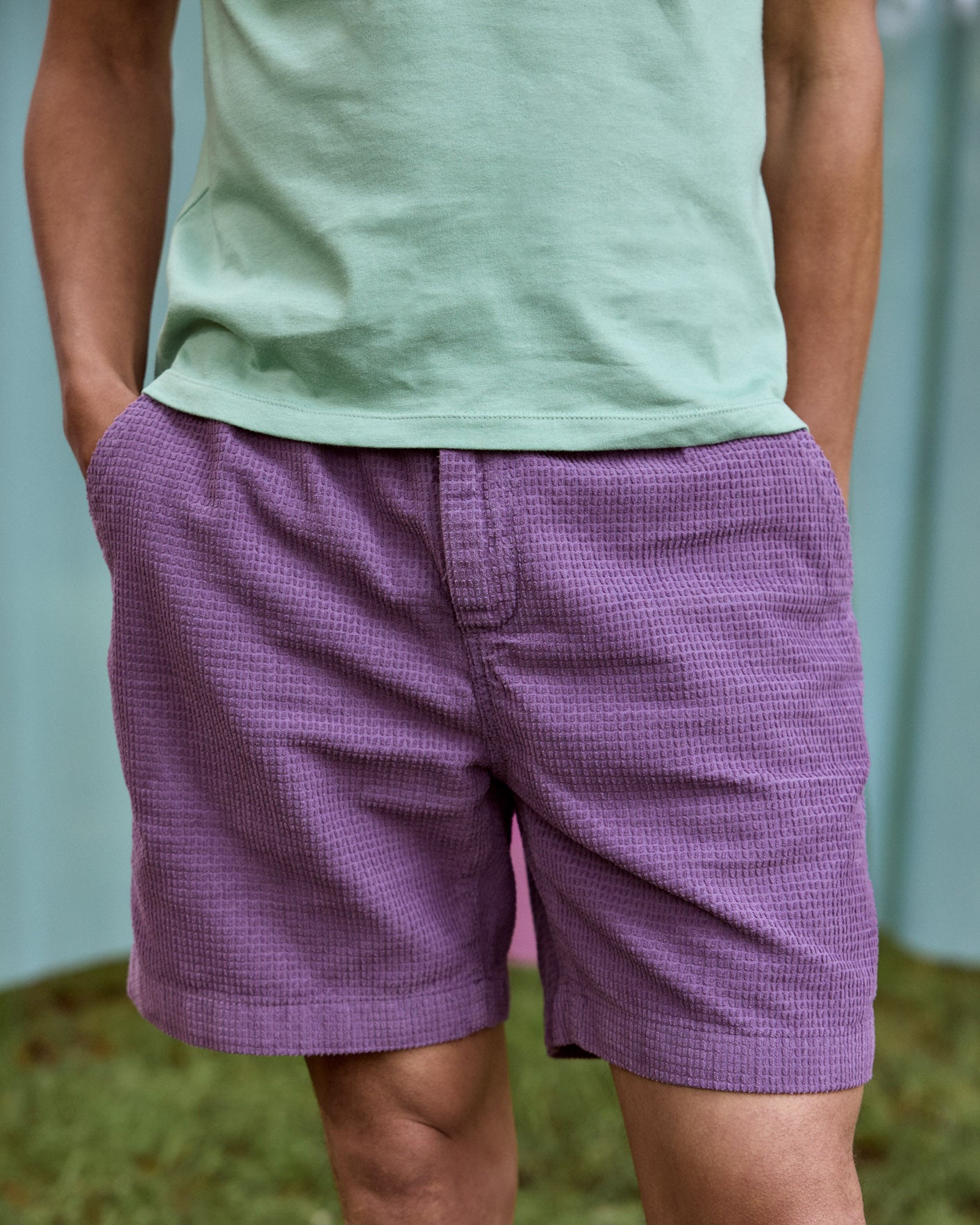 faguo-chevre-short-violet-coton-velours-coupe-ample image 3