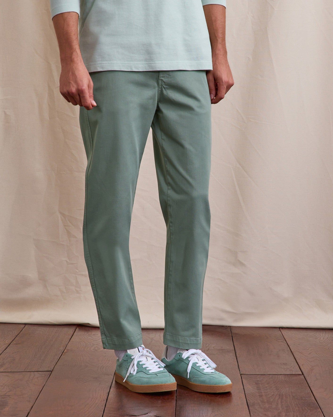 faguo-chino-brix-regular-vert-clair-coton-bio-homme image 1