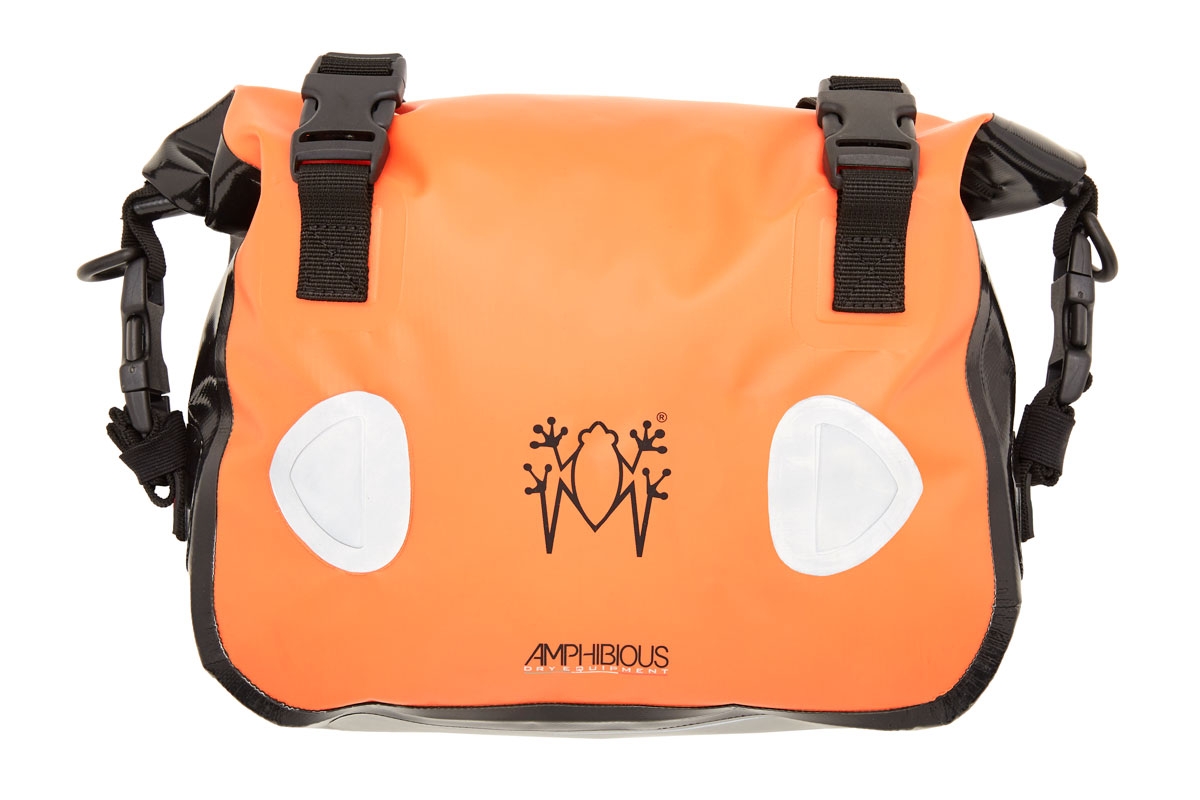 amphibious-sidebag-5-5l-sacoche-pare-cylindre-moto-tanche image 4
