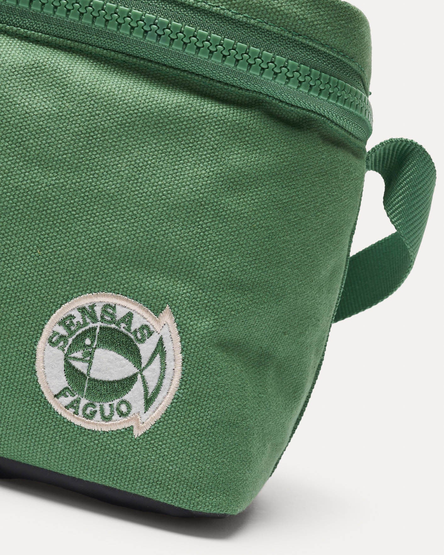 faguo-cooler-sac-isotherme-vert-4-7-l-collaboration-sensas-p-che image 3