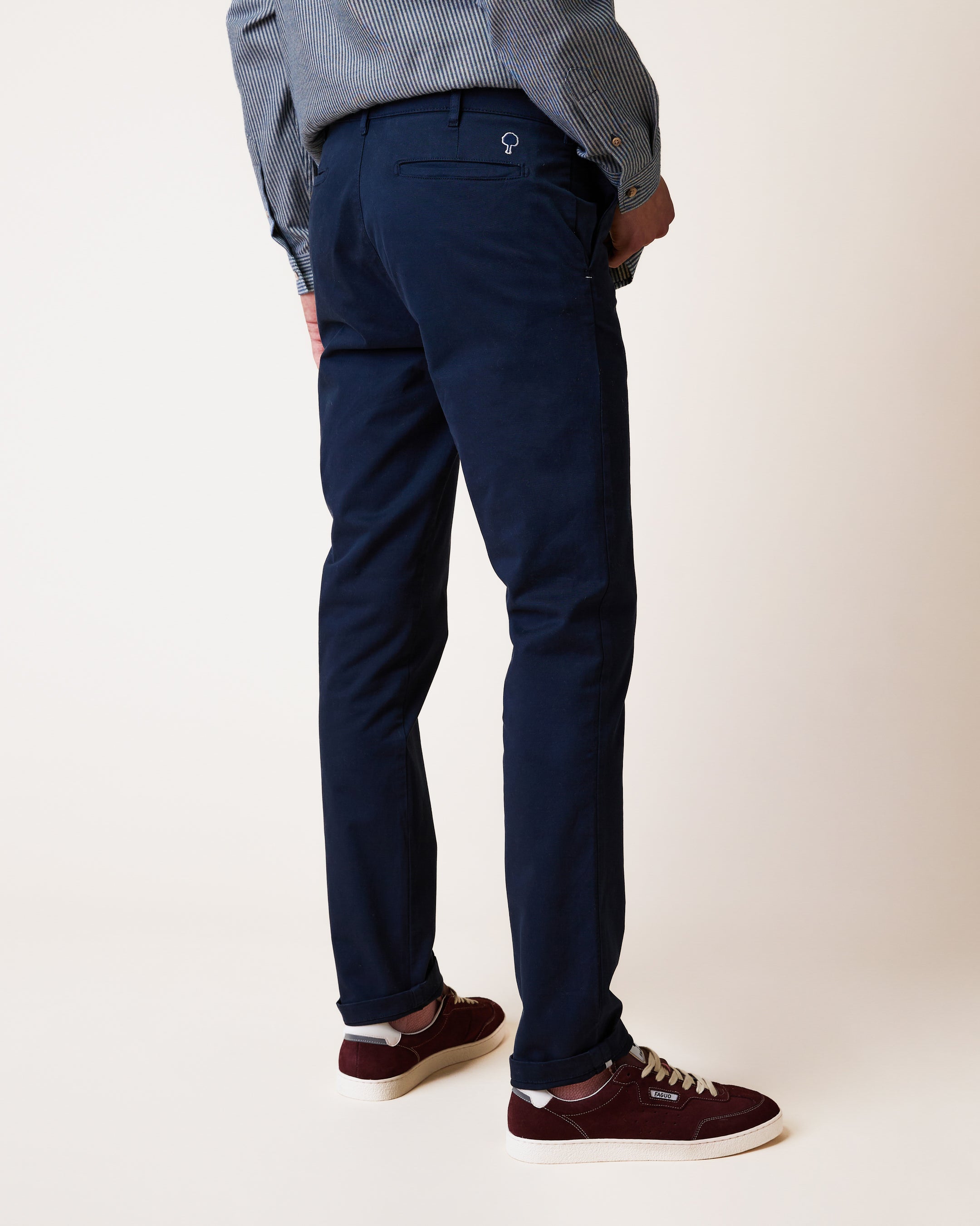 faguo-brix-chino-bleu-marine-coton-bio image 5
