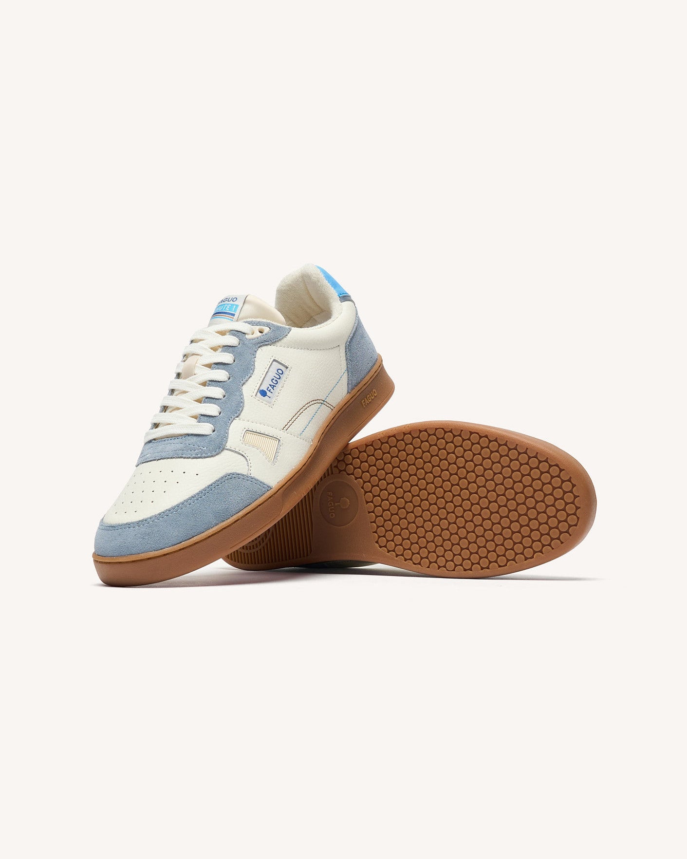 faguo-commute-1-baskets-blanc-et-bleu-cuir-v-lo-urbain image 4