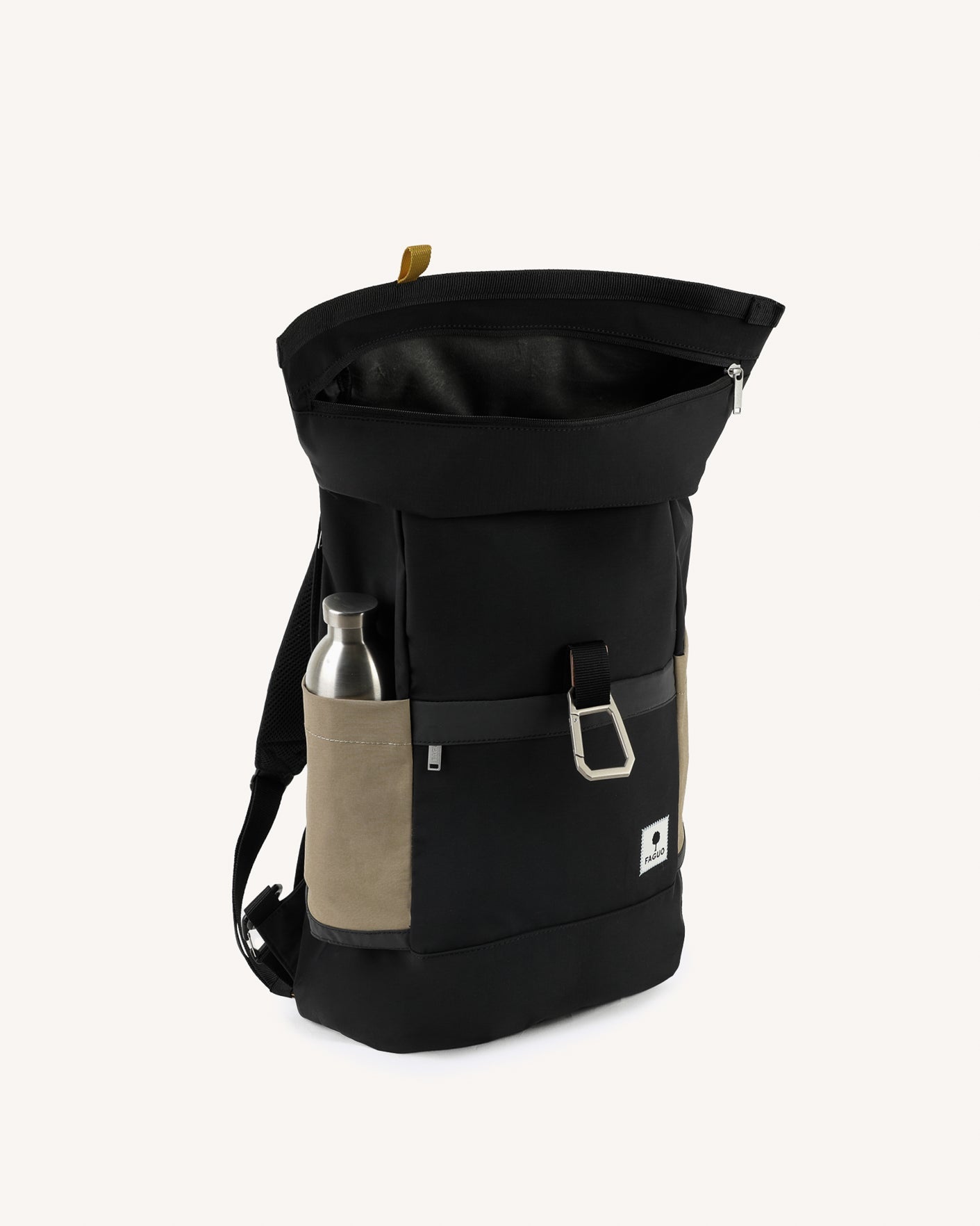 faguo-cycling-medium-sac-dos-noir-et-beige-18-2-23-5-l image 4