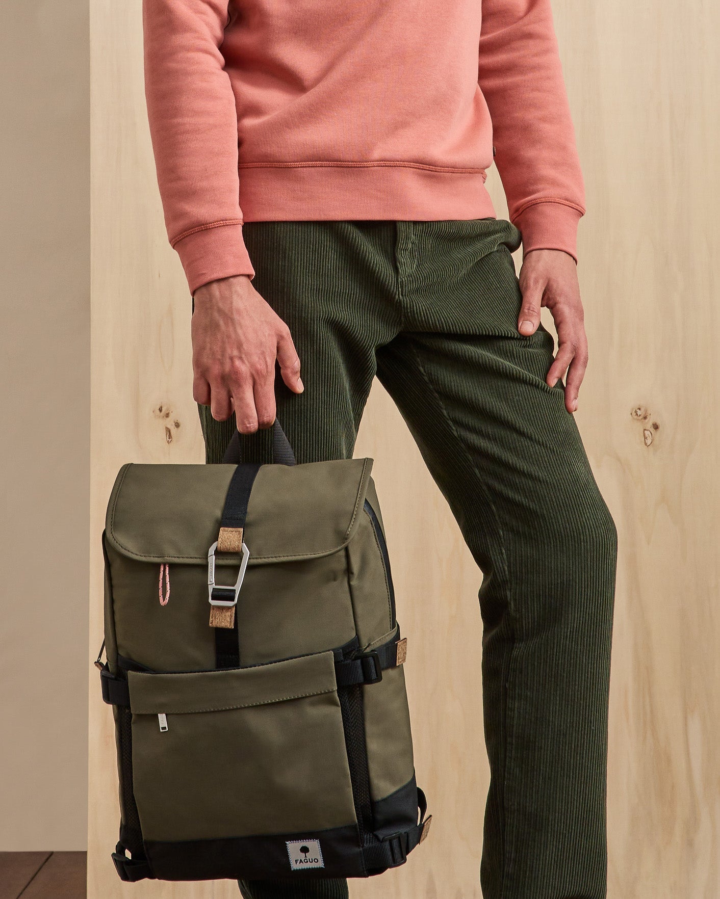 faguo-commuter-2-0-sac-dos-v-lo-kaki-et-noir-13-pouces image 2