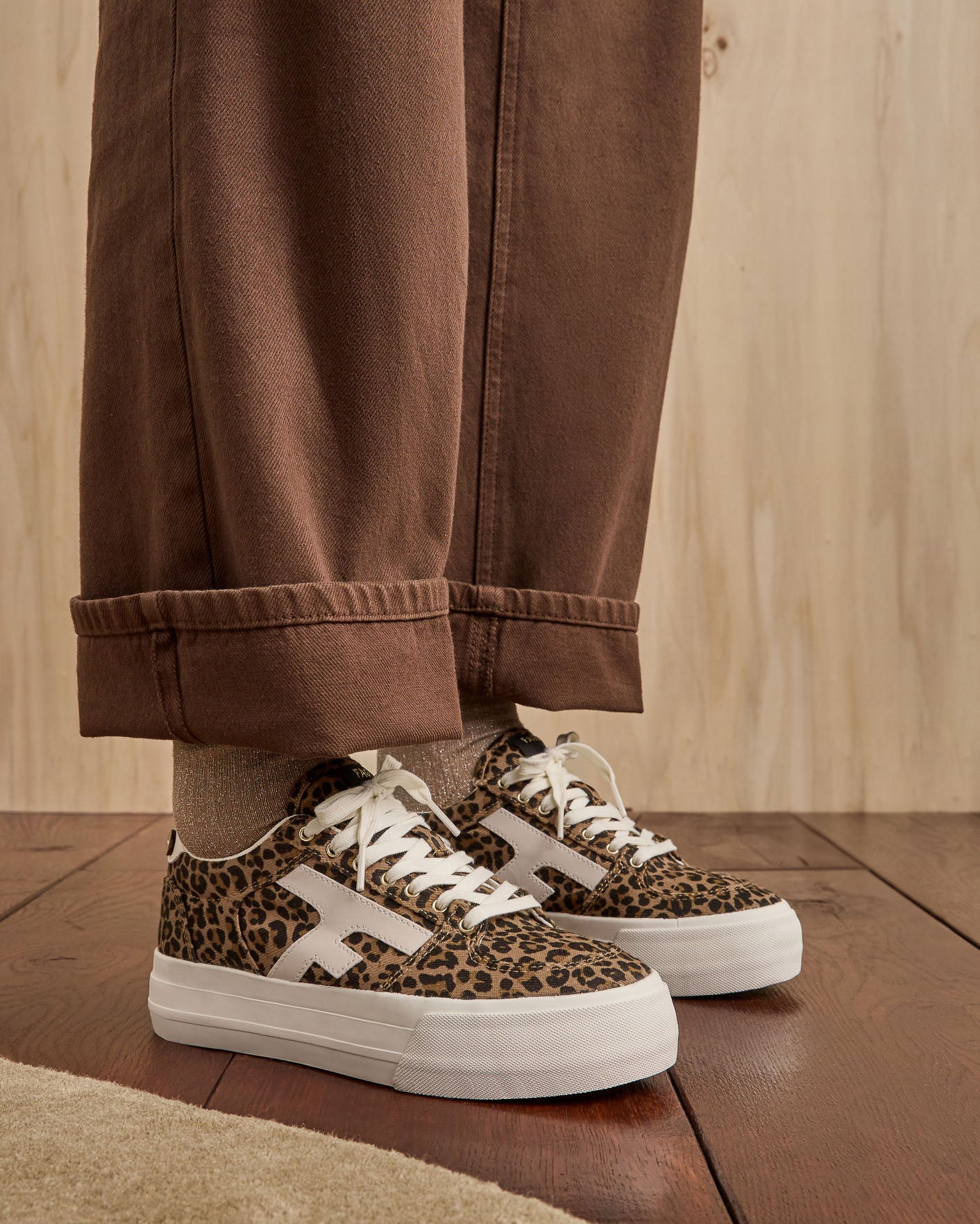 faguo-walnut-platform-baskets-basses-femme-marron-l-opard image 2