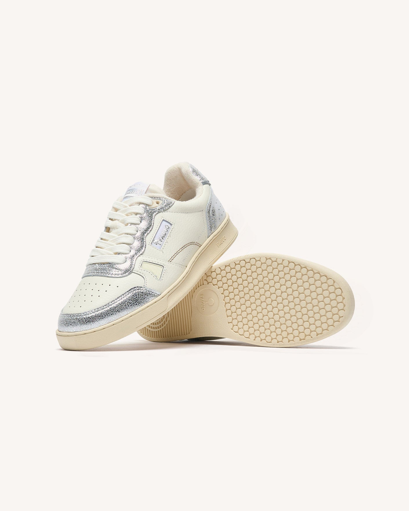 faguo-commute-1-baskets-femme-blanc-et-argent-cuir image 5