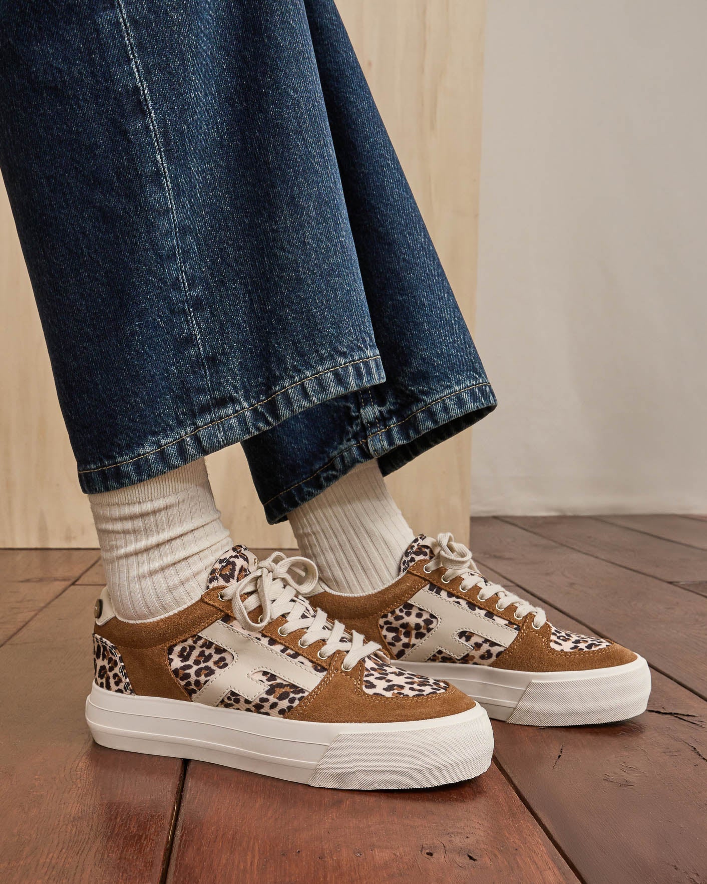 faguo-walnut-platform-baskets-plateforme-cuir-cru-et-l-opard image 2