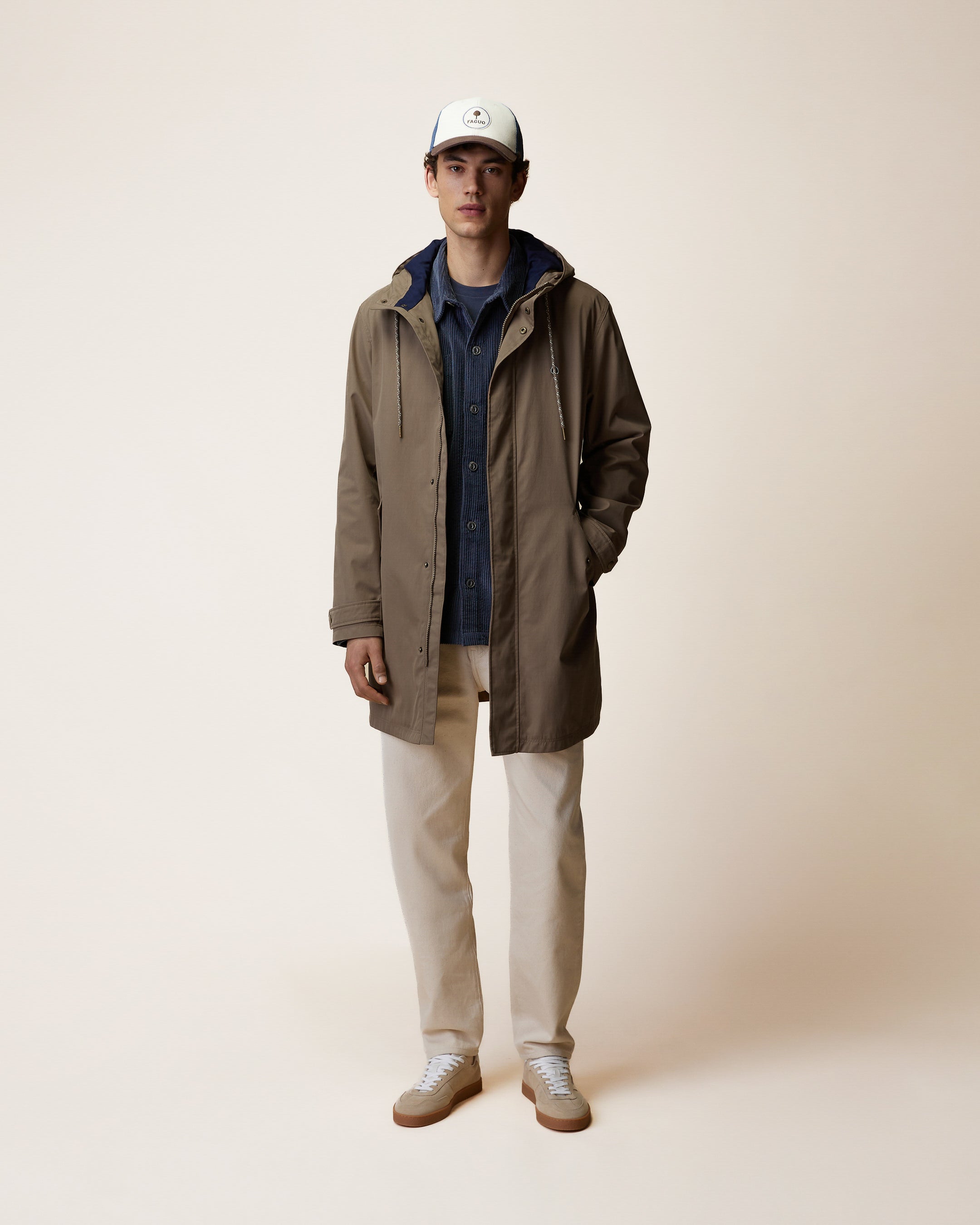 faguo-gresigne-veste-imperm-able-taupe-homme image 3