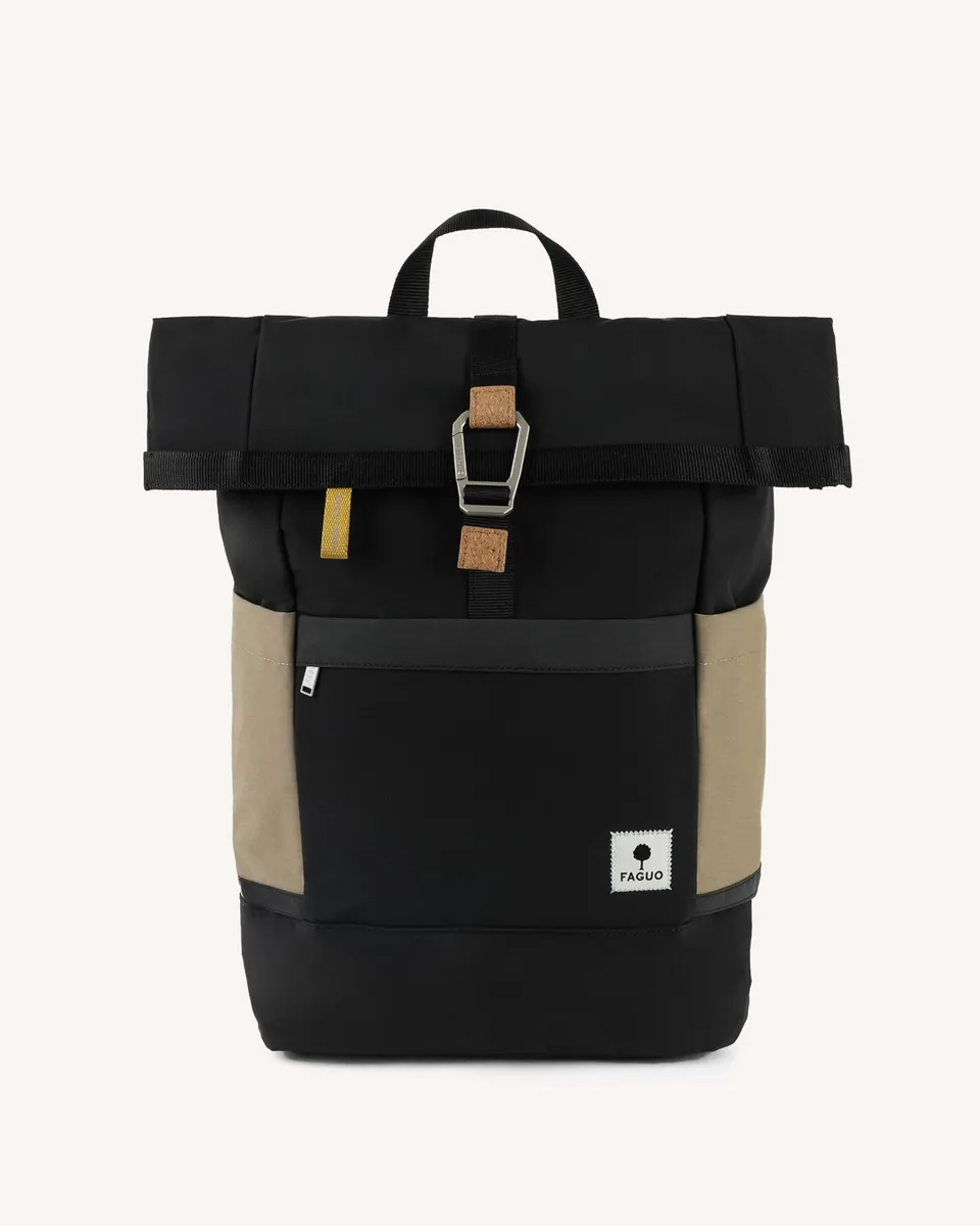 faguo-cycling-medium-sac-dos-noir-et-beige-18-2-23-5-l image 1
