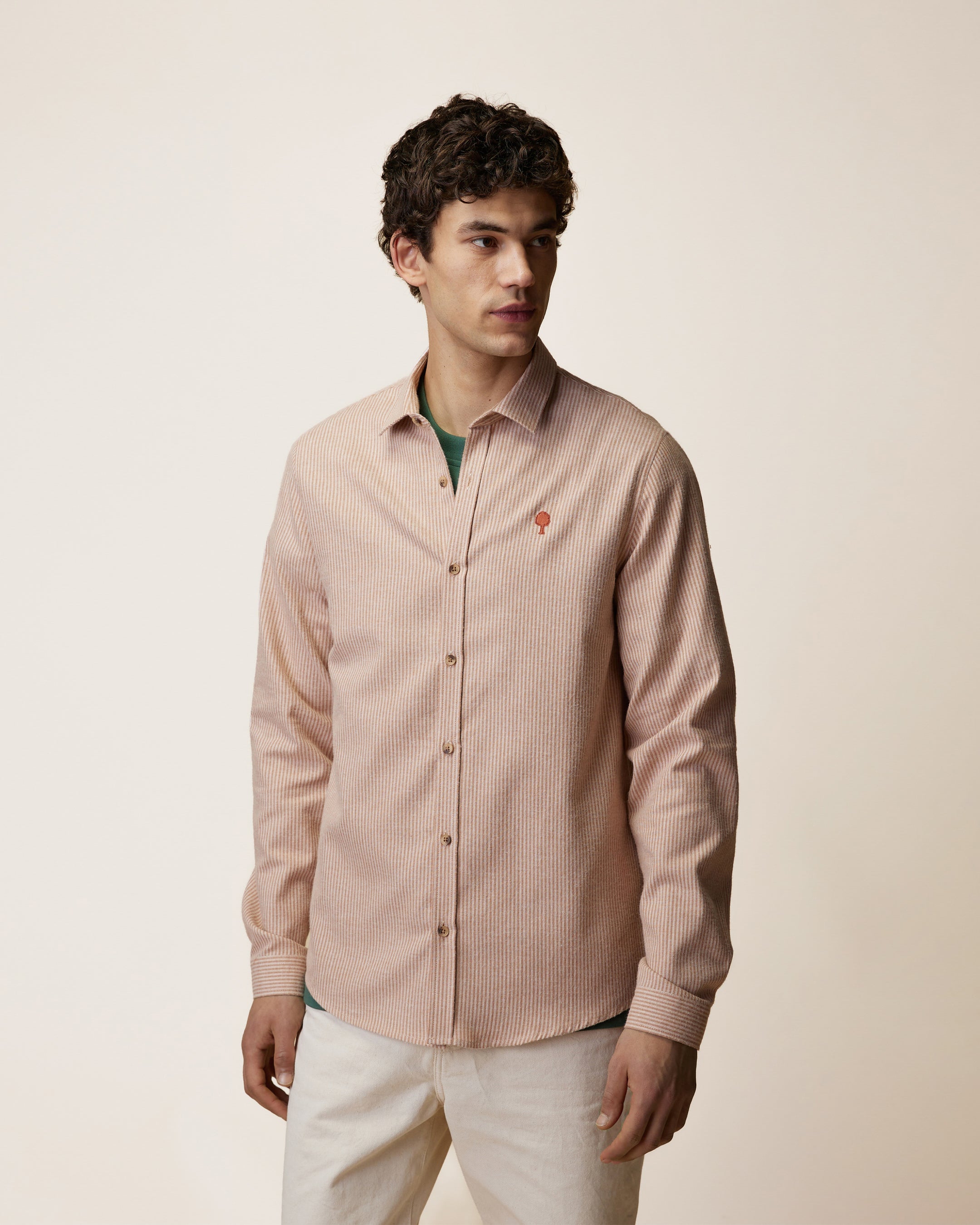 faguo-iraty-chemise-ray-e-cr-me-homme-flanelle-100-coton image 7