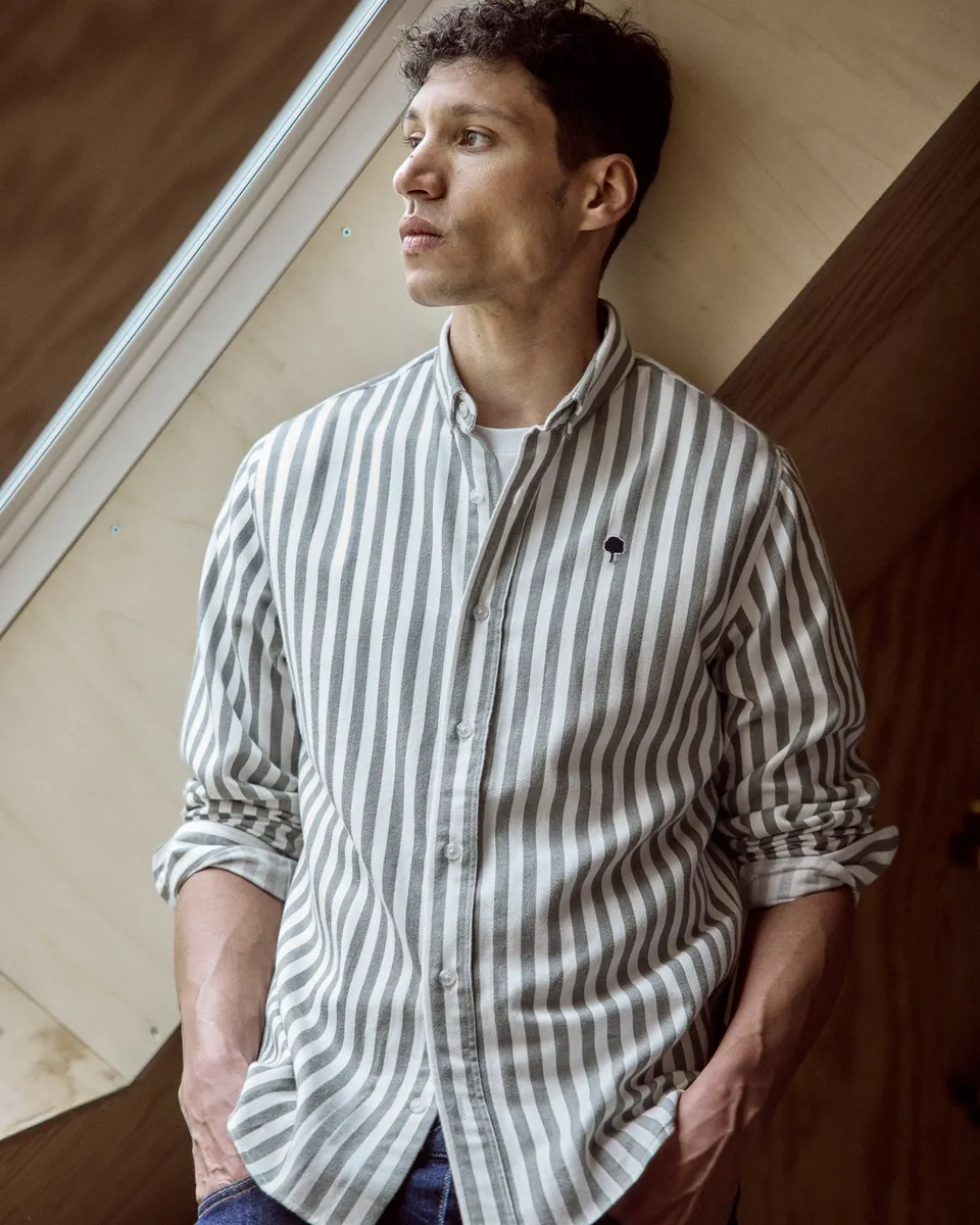 faguo-ivoy-chemise-oxford-vert-fonc-et-cru image 1