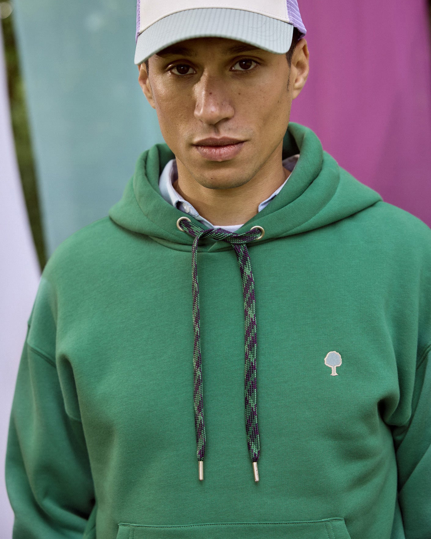 faguo-dirac-os-sweat-capuche-vert-meraude-boxy image 5