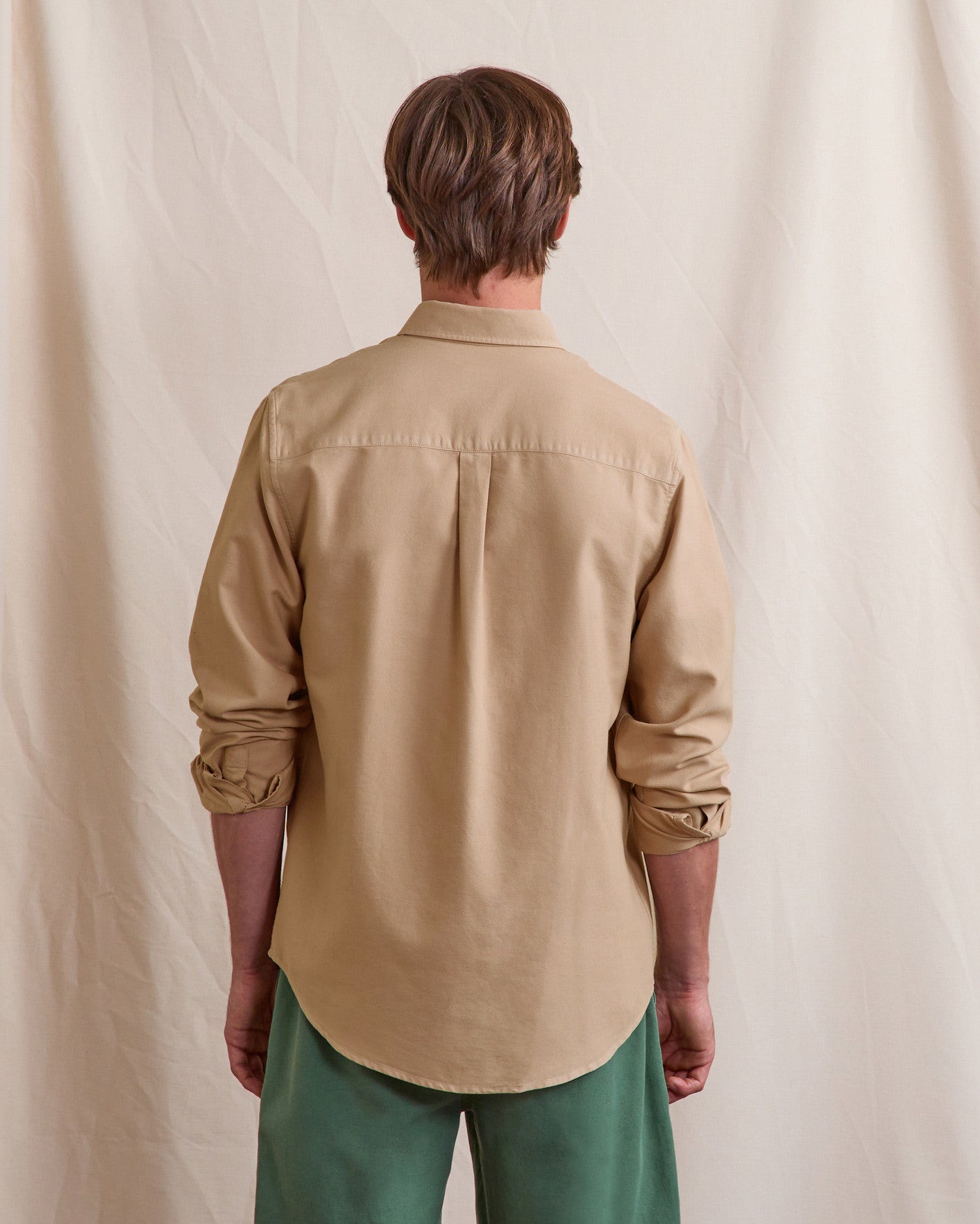 faguo-ivoy-chemise-taupe-oxford-homme-coupe-droite image 3