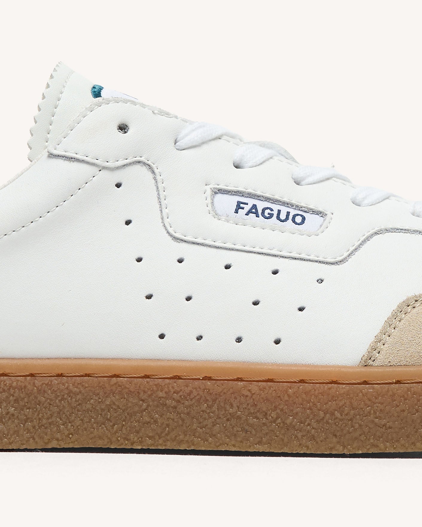 faguo-lumbo-baskets-cuir-et-su-de-blanc-et-bleu image 5
