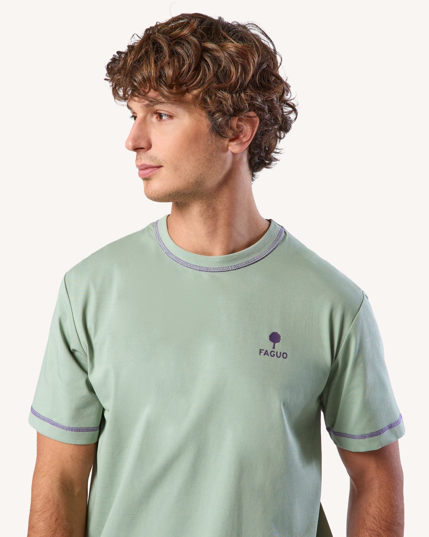 faguo-t-shirt-oversize-homme-lugny-vert-clair-logo-relief-fm-s26ts0112-gre01 image 3