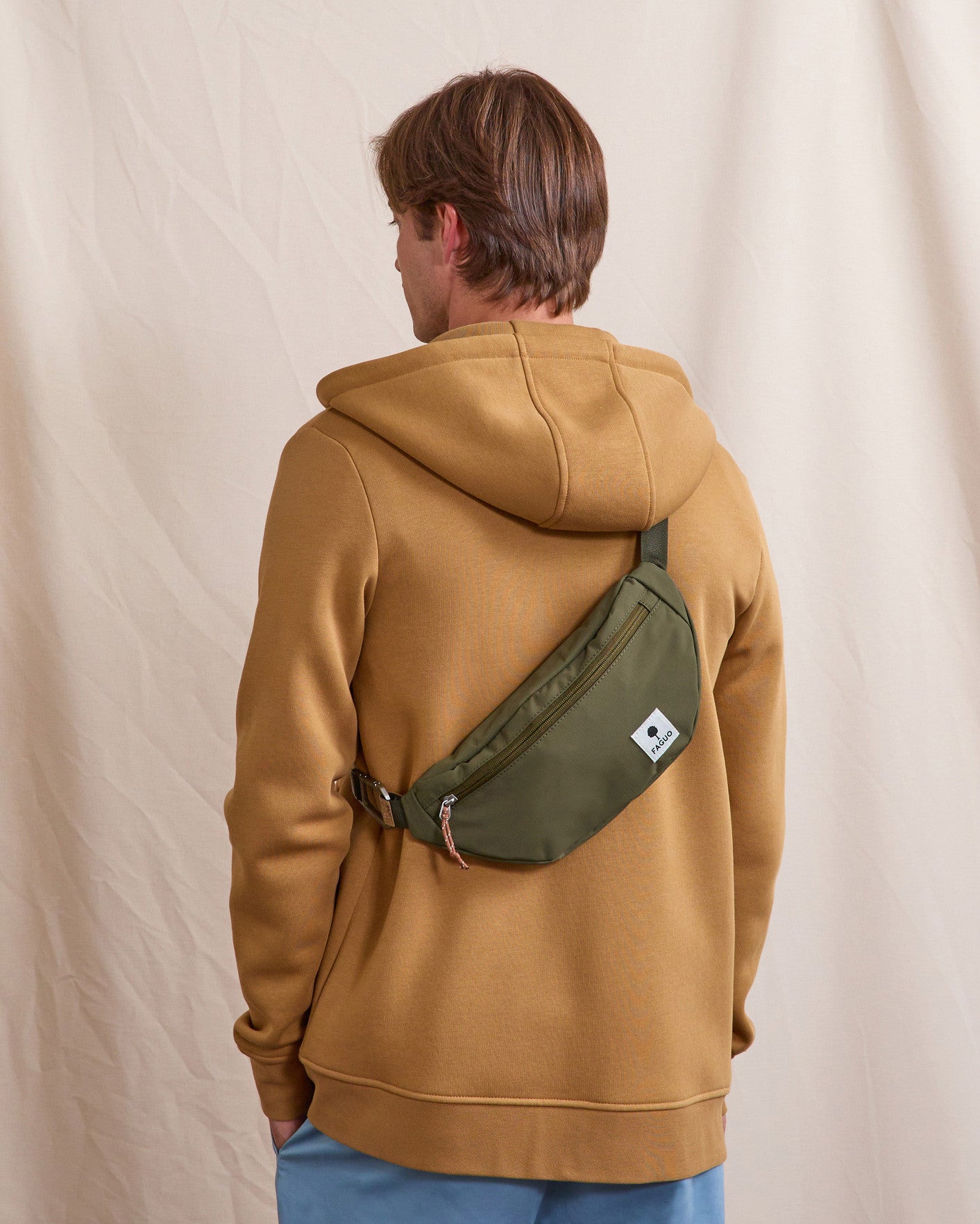 faguo-cambium-sac-banane-vert-olive-fonc image 3