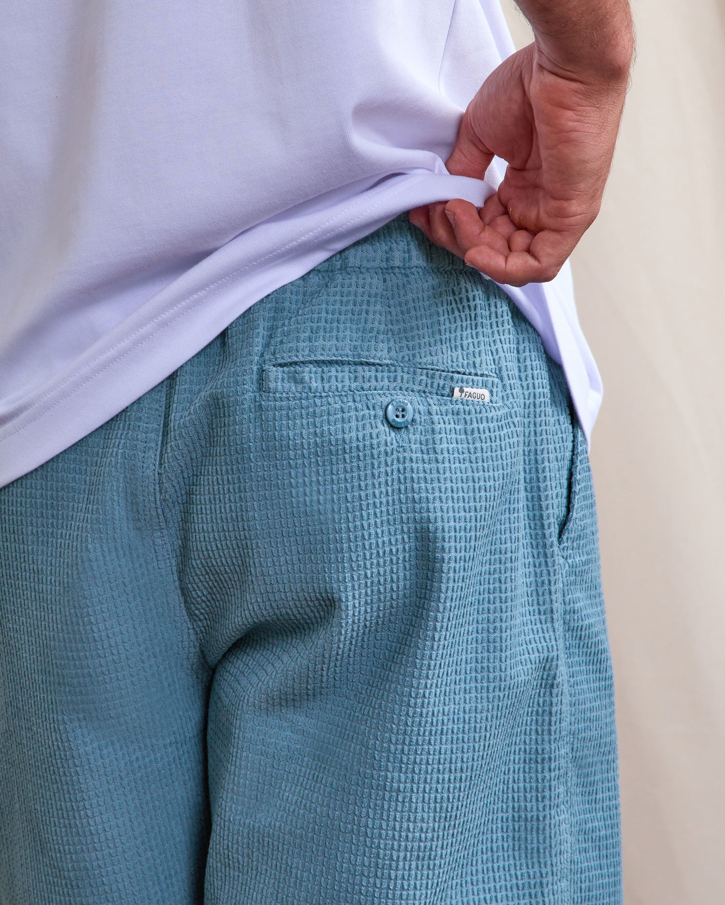 faguo-chevre-short-homme-coton-bleu-moyen image 3