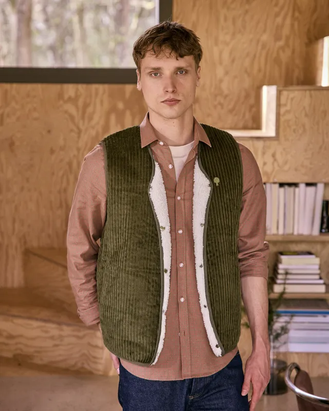 faguo-esterel-veste-sans-manches-r-versible-vert-olive-fonc image 1
