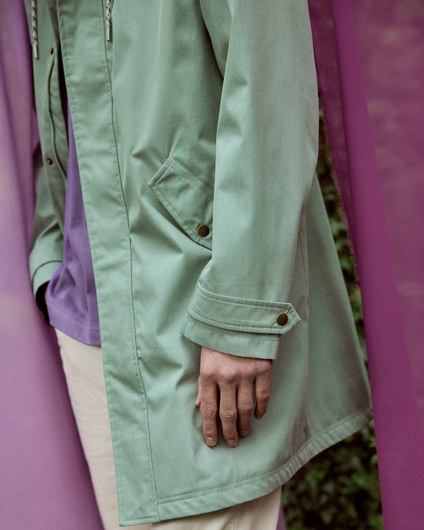 faguo-gresigne-veste-coupe-vent-vert-clair-d-perlante image 7