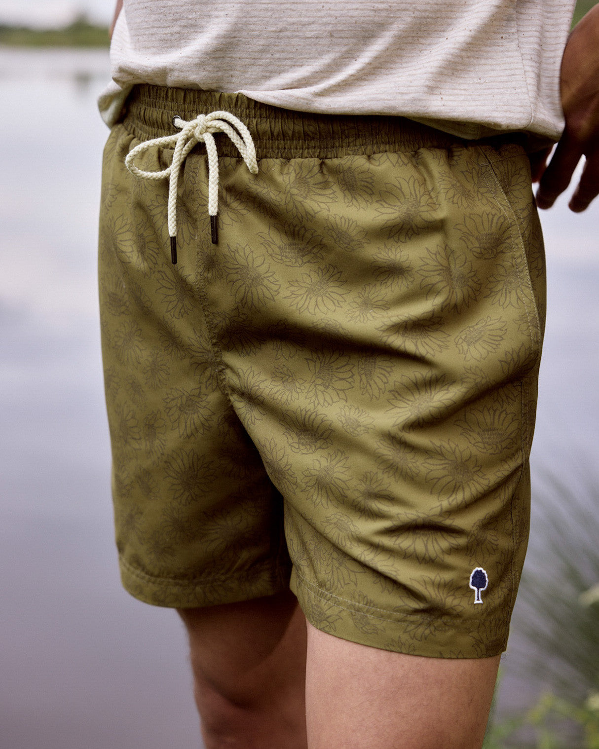 faguo-mimizan-short-de-bain-kaki-fonc-polyester-recycl image 3