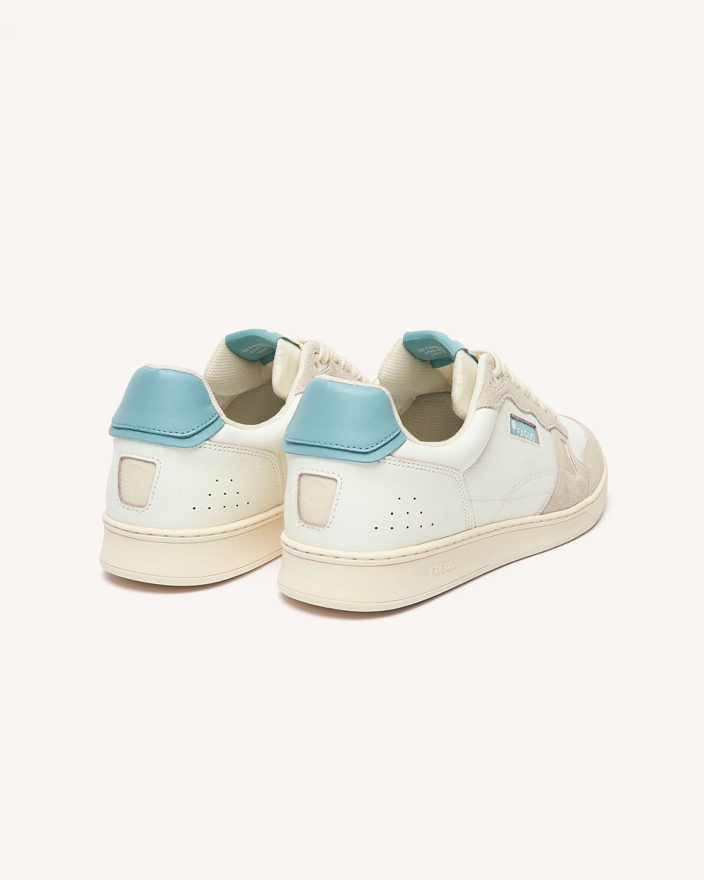 faguo-commute-1-baskets-cuir-blanc-et-bleu-2 image 4