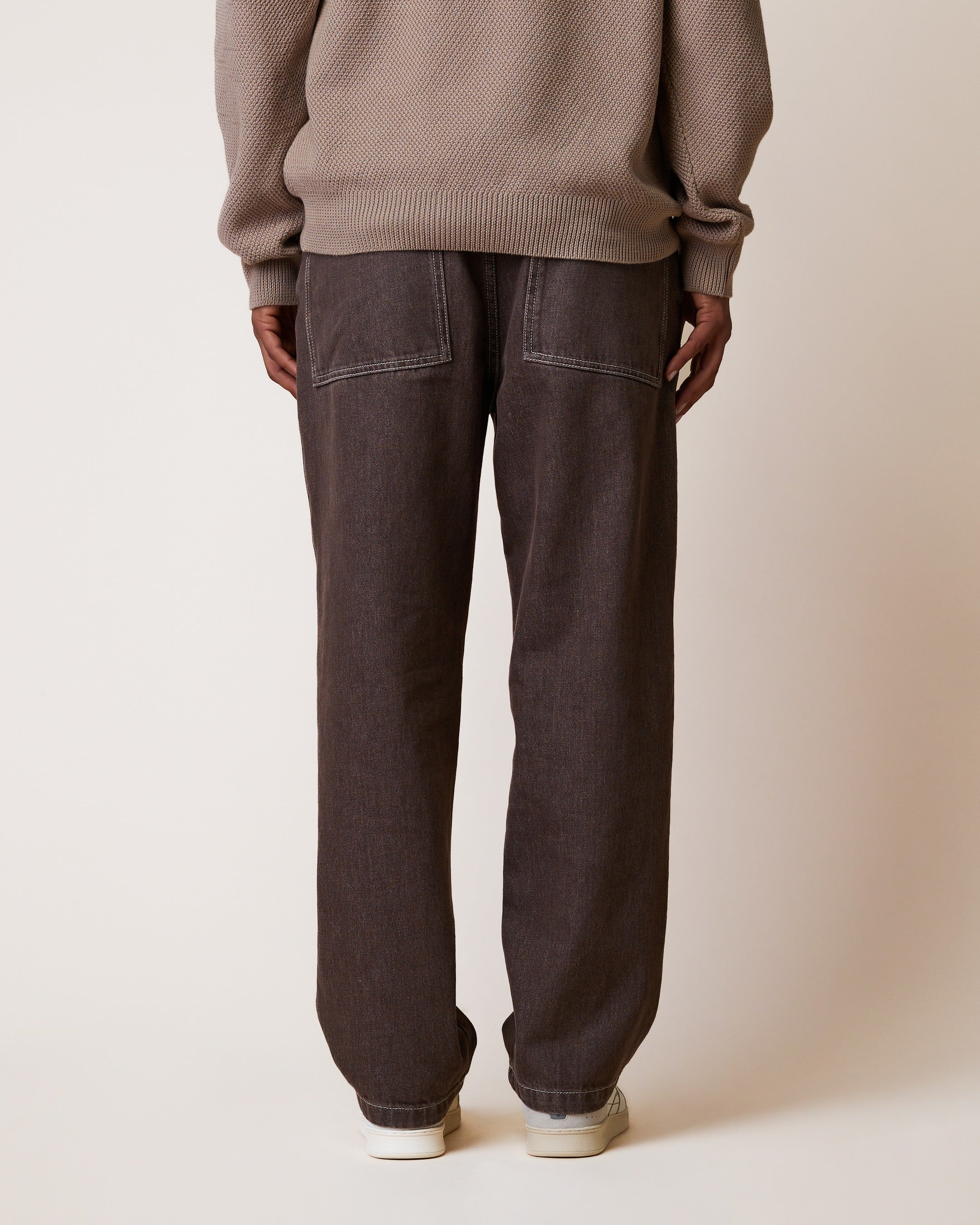 faguo-denim-loose-jean-chocolat-coton-recycl image 5