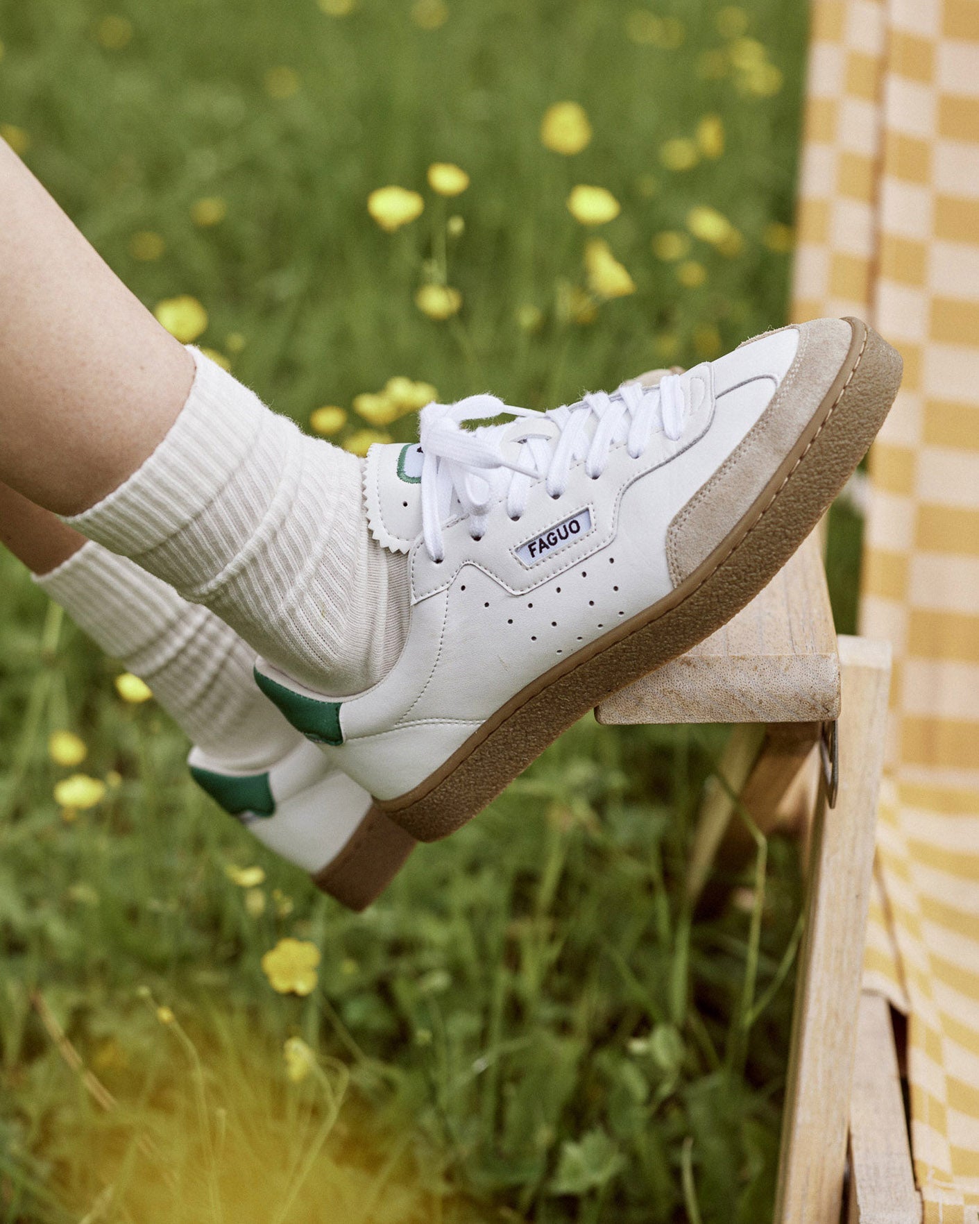 faguo-lumbo-baskets-en-cuir-blanc-et-vert image 8