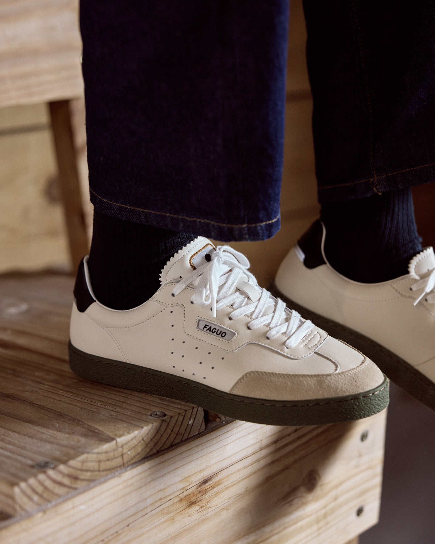 faguo-baskets-lumbo-cru-et-kaki-cuir-su-de-football image 6