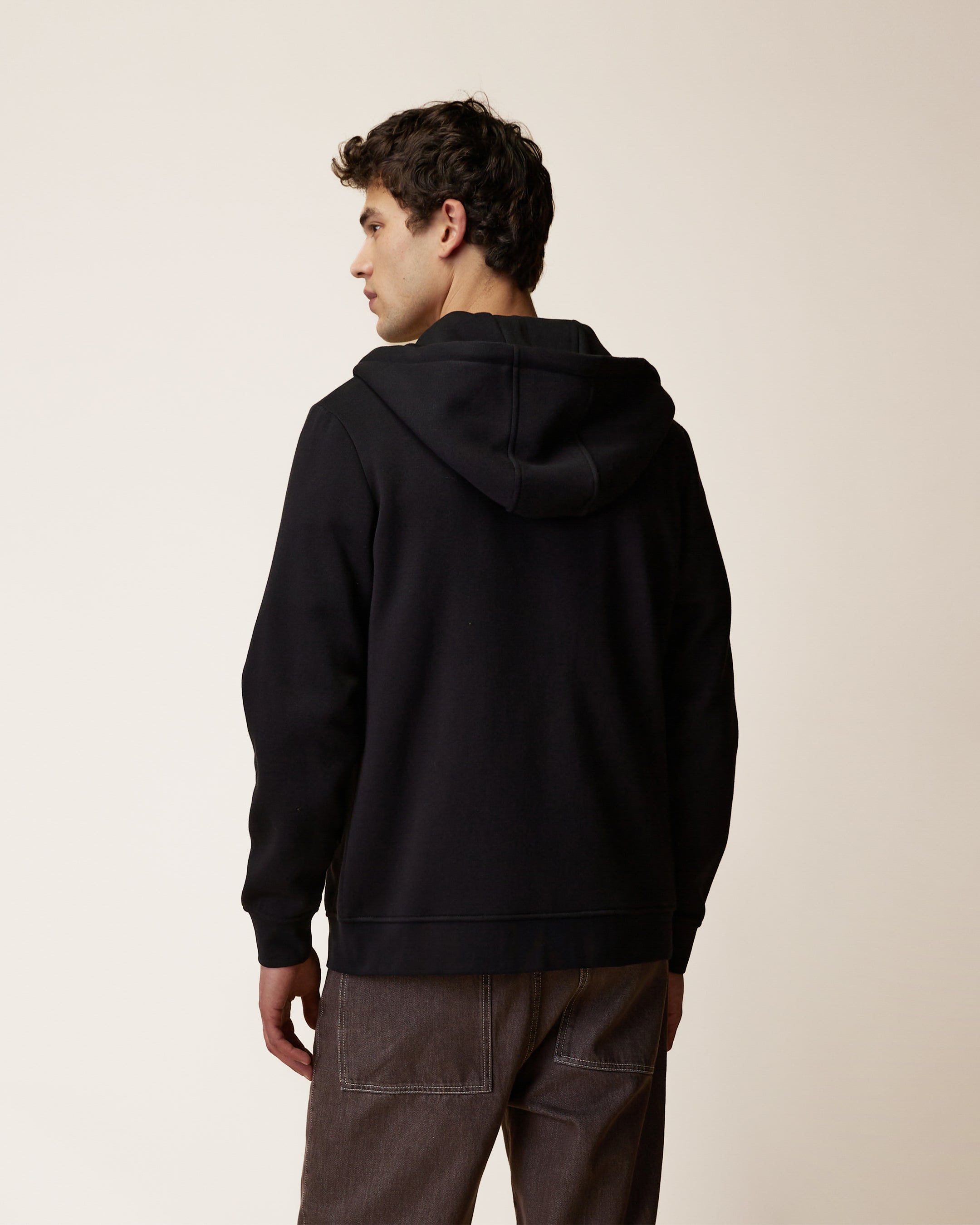 faguo-mesnil-sweat-zipp-capuche-noir image 5