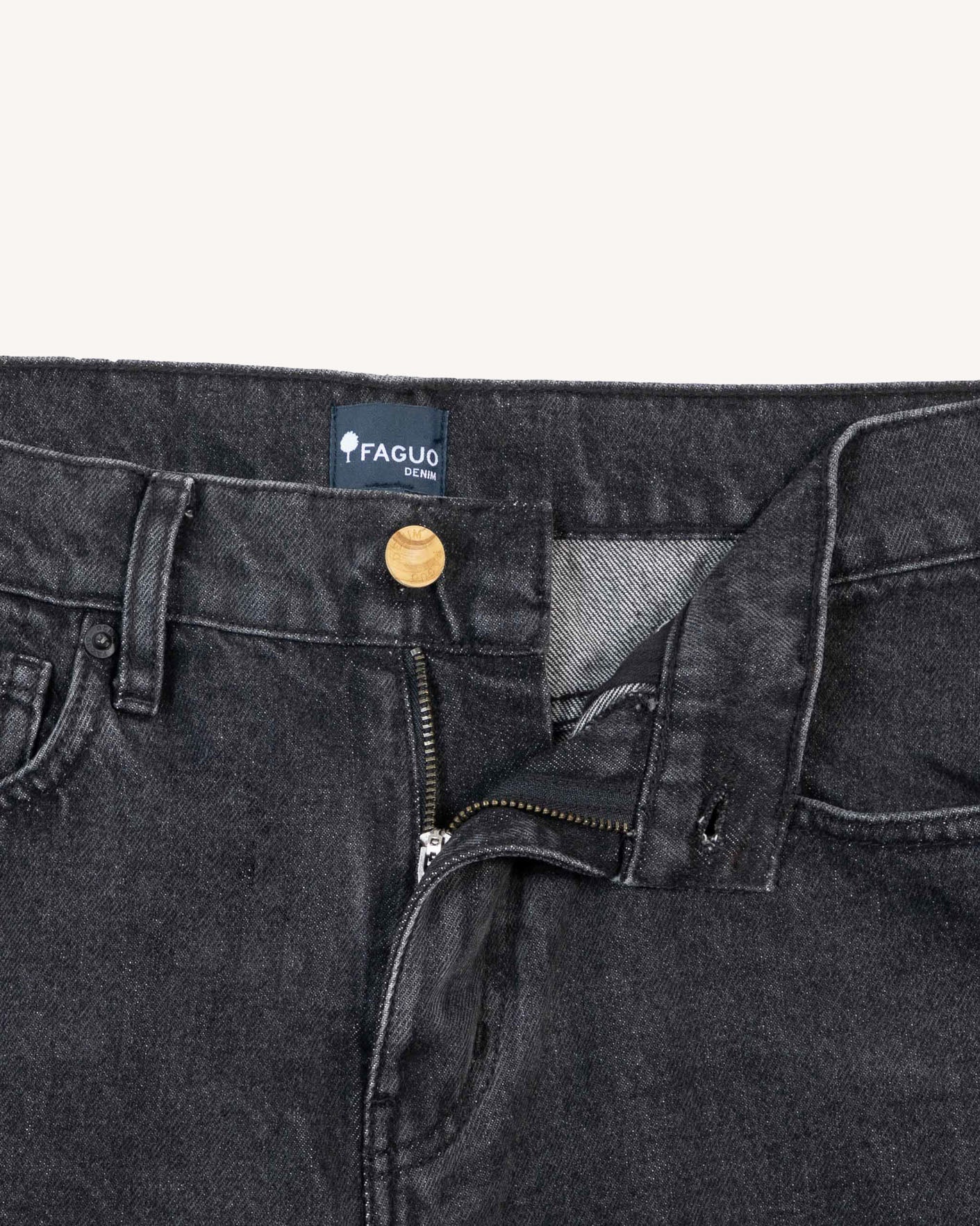faguo-tapered-jean-noir-coton-denim image 6