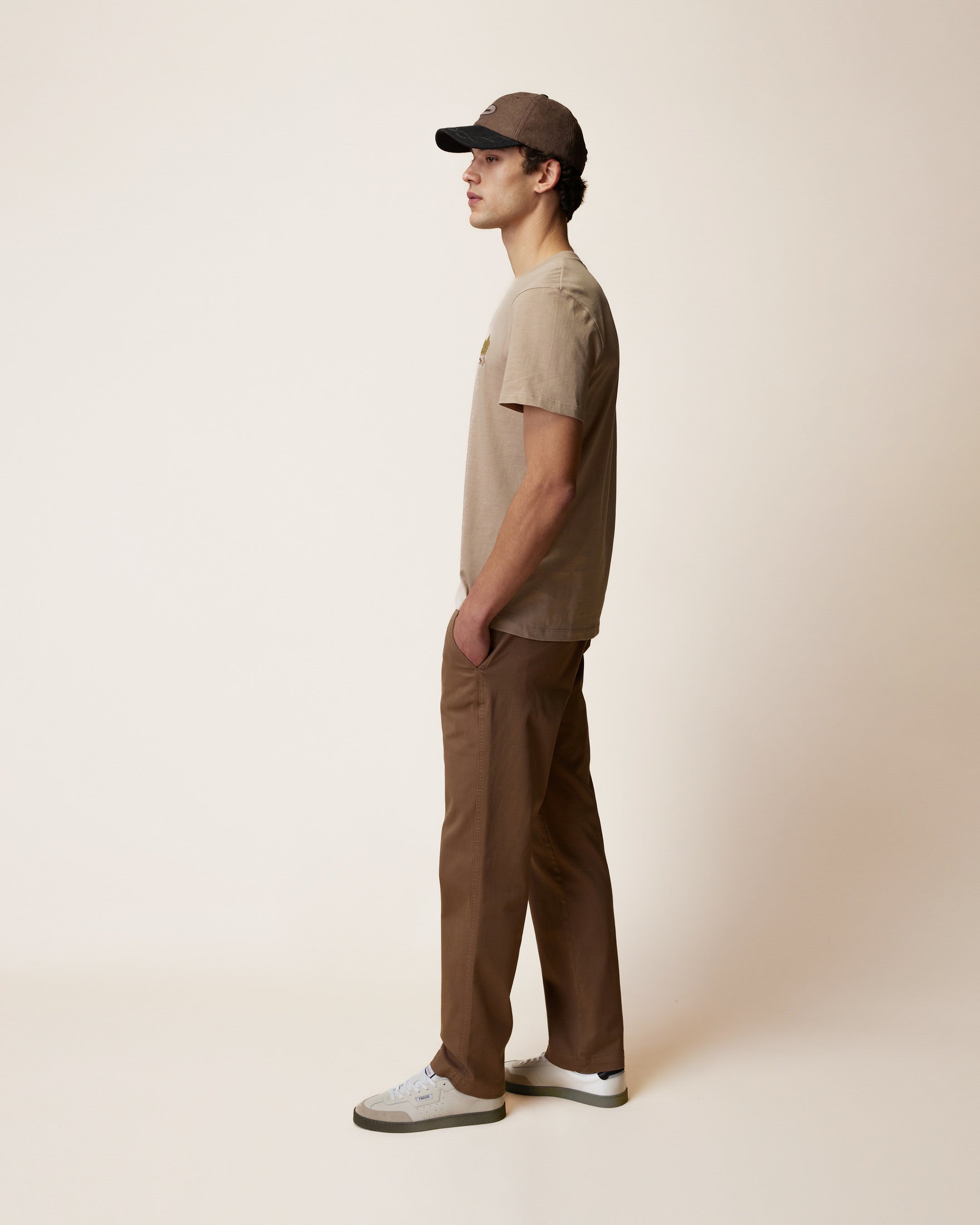 faguo-arcy-t-shirt-imprim-beige-broderie-skate-coton-recycl image 4