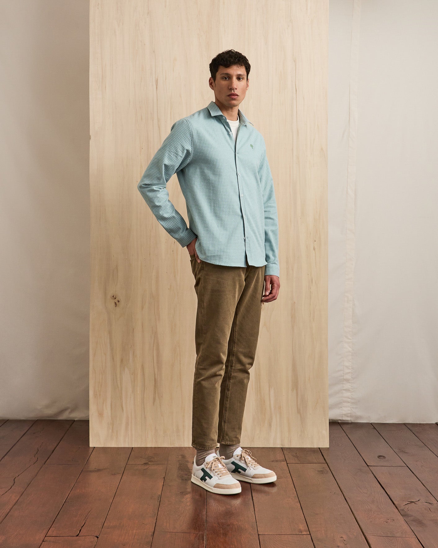 faguo-iraty-chemise-flanelle-vichy-vert-et-bleu-clair-homme image 5
