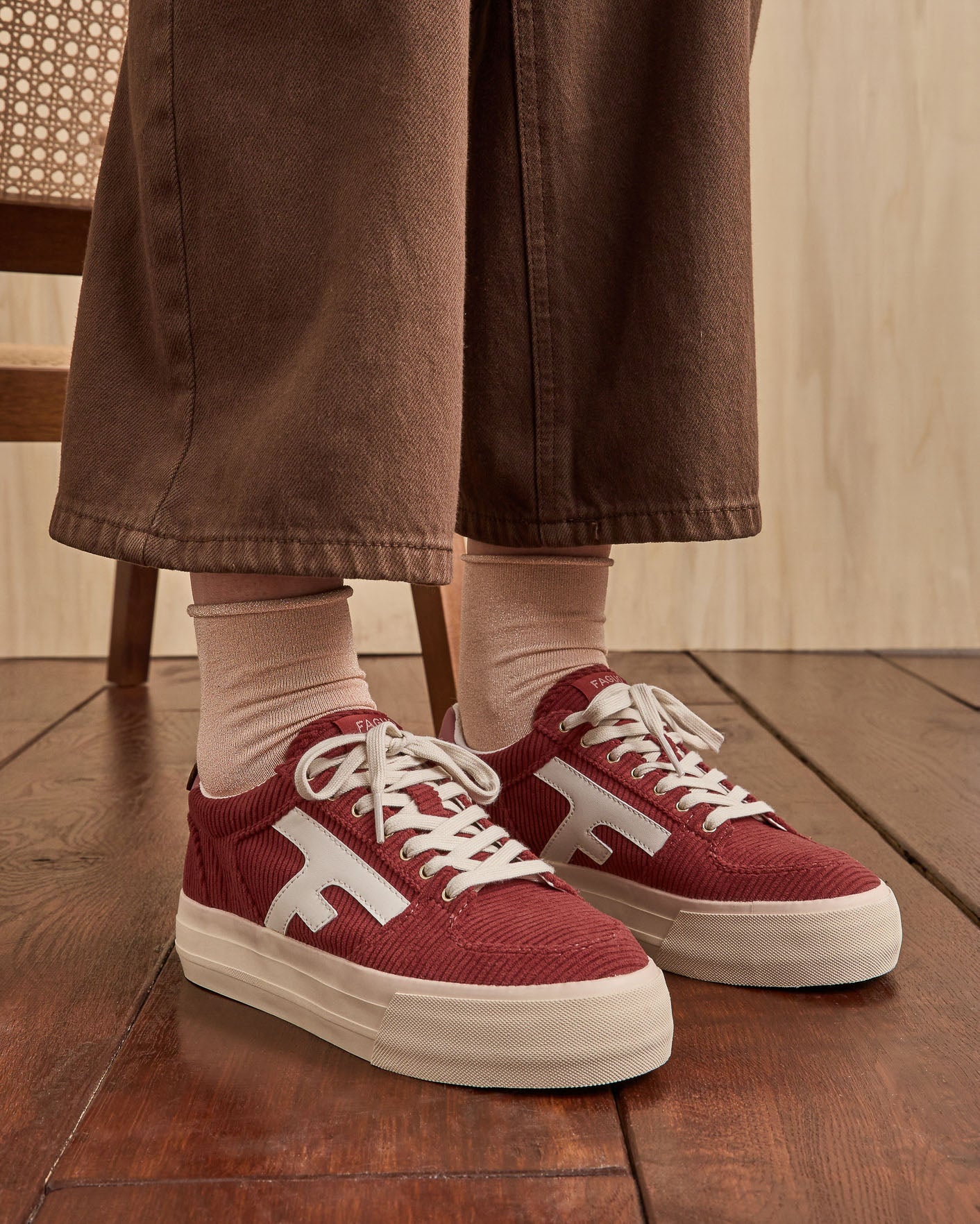 faguo-walnut-platform-baskets-plateforme-bordeaux image 2