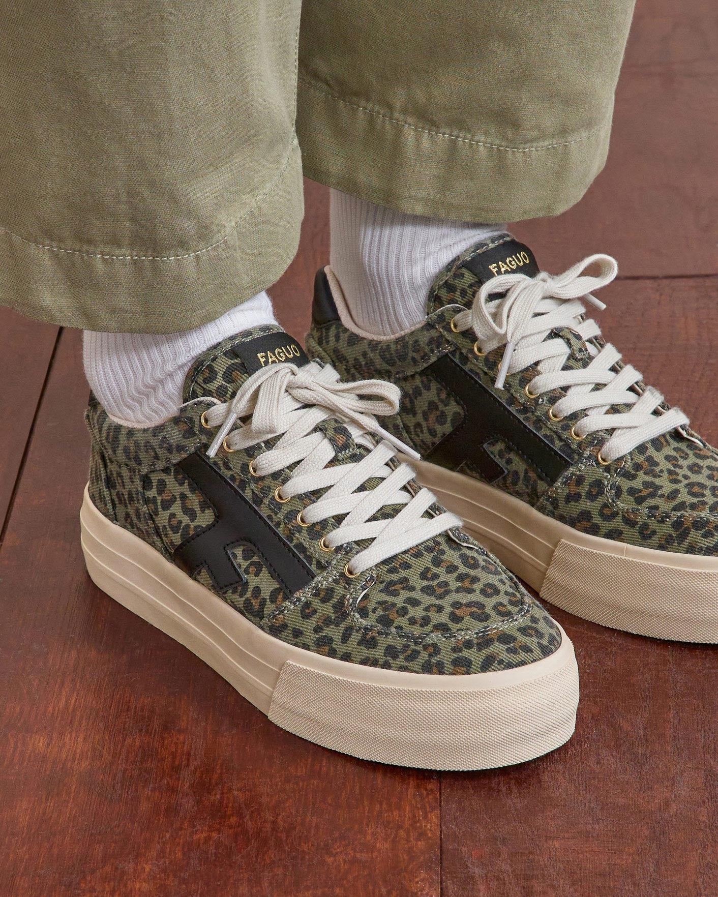 faguo-walnut-platform-baskets-l-opard-kaki-fonc-femme image 3