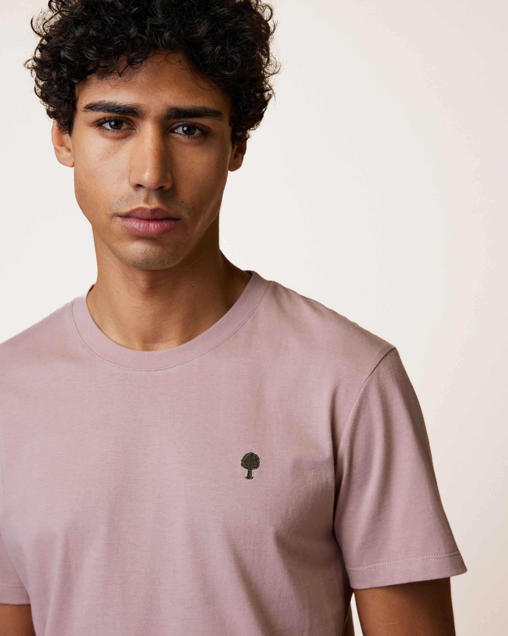 faguo-arcy-t-shirt-mauve-coton-recycl-coupe-droite image 6