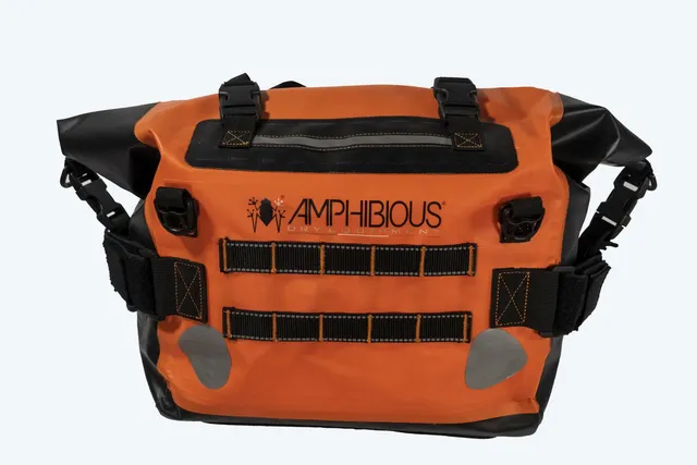 amphibious-motobag-ii-my-2024-sacoche-moto-kit image 1
