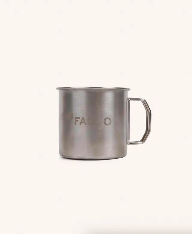 faguo-mug-en-m-tal-gris-lifestyle-115g image 1