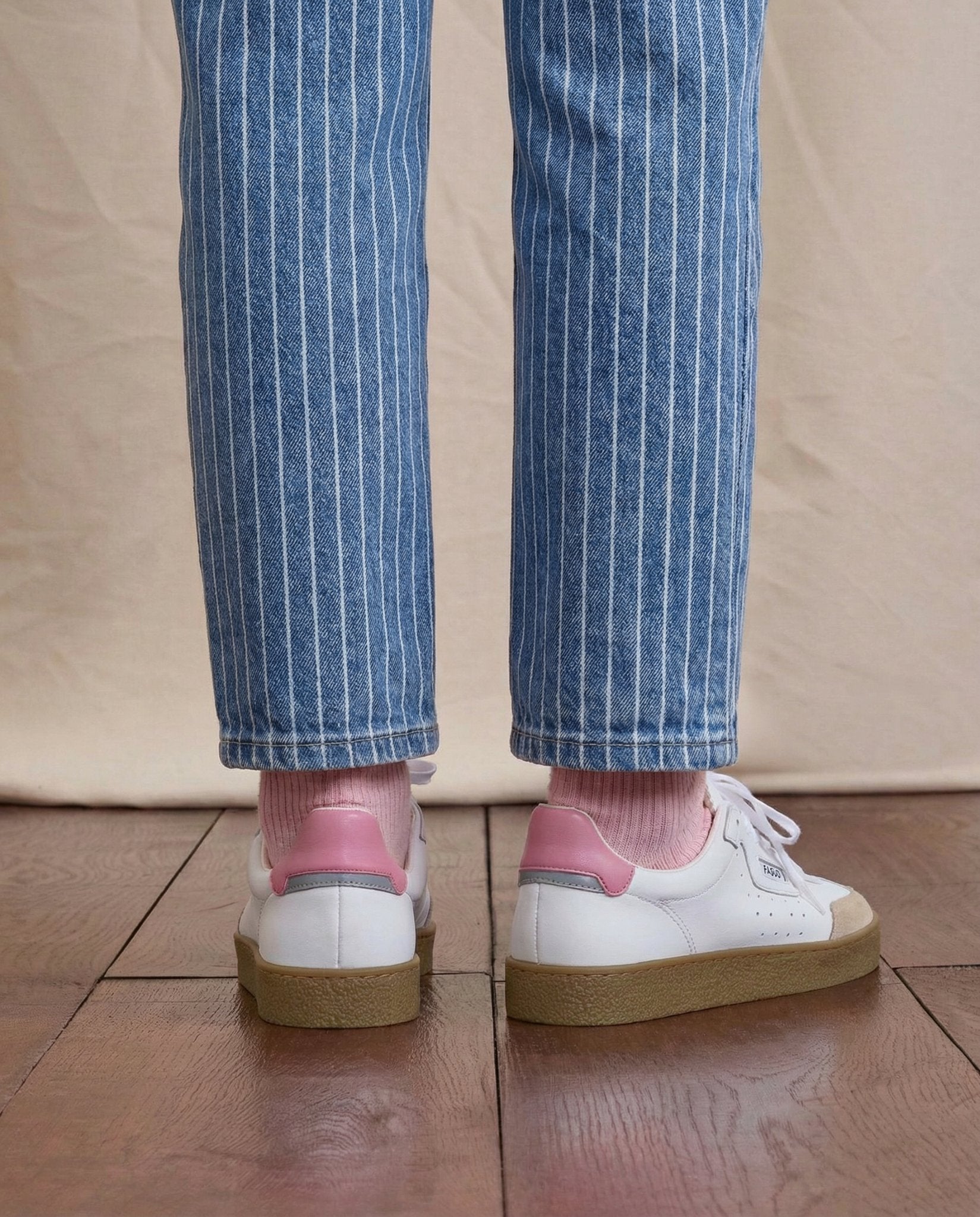 faguo-lumbo-baskets-cuir-et-su-de-blanc-et-rose-gris-femme image 3