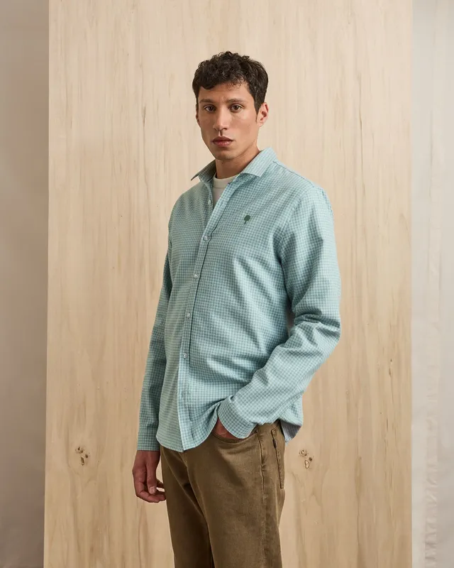 faguo-iraty-chemise-flanelle-vichy-vert-et-bleu-clair-homme image 1