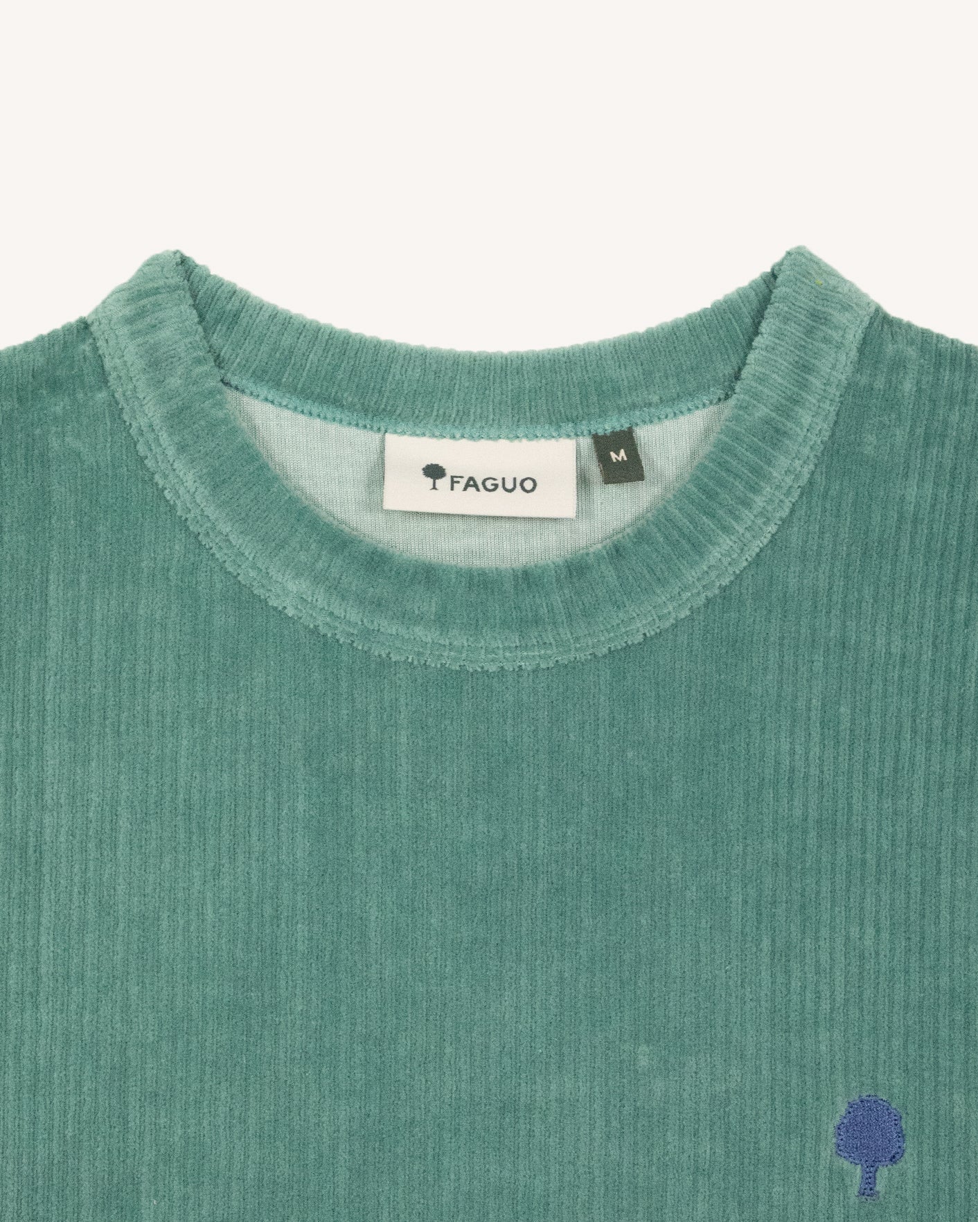 faguo-lugny-t-shirt-velours-vert-coton-recycl image 4