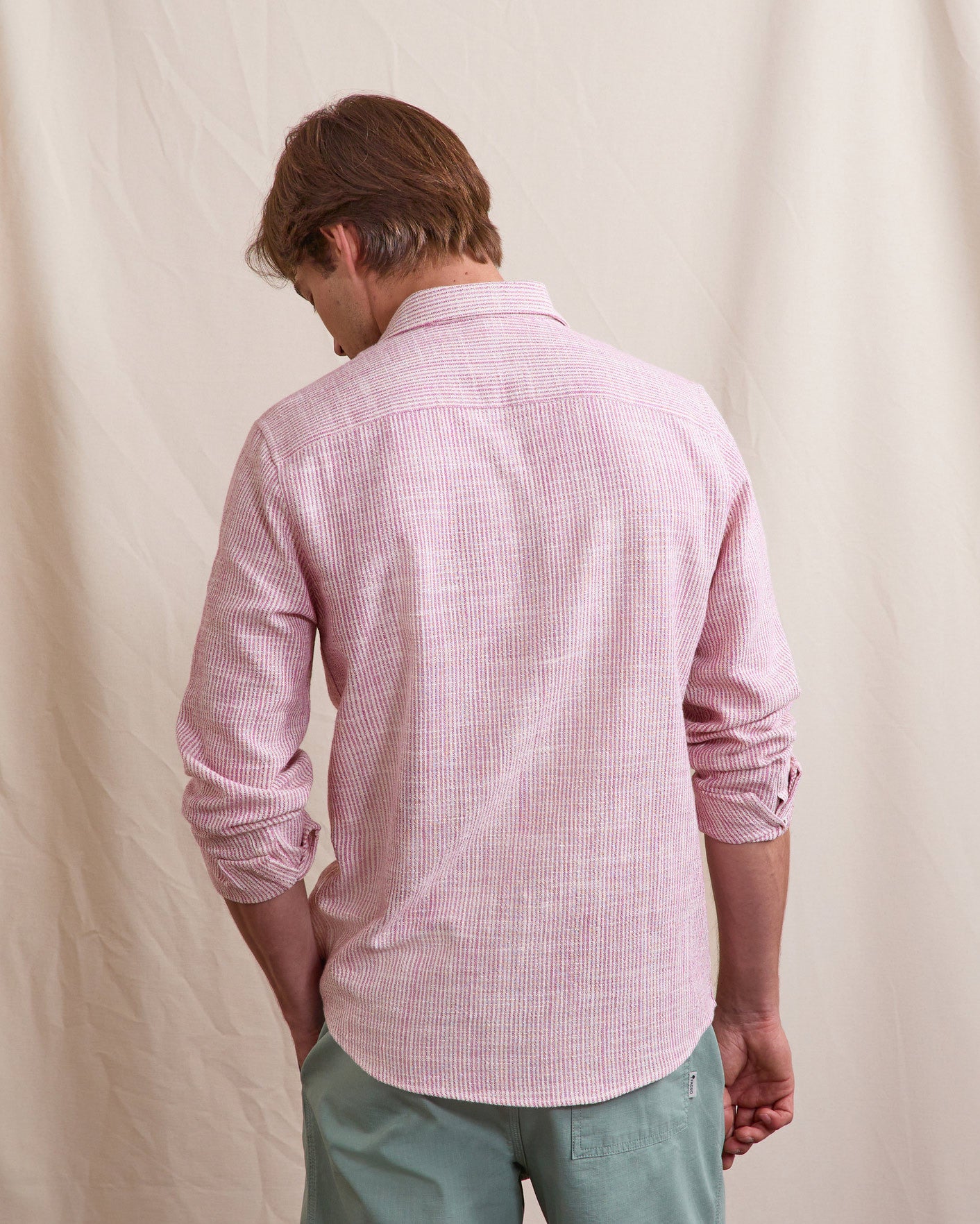 faguo-iraty-chemise-ray-e-cru-et-rose-coupe-droite-homme image 6