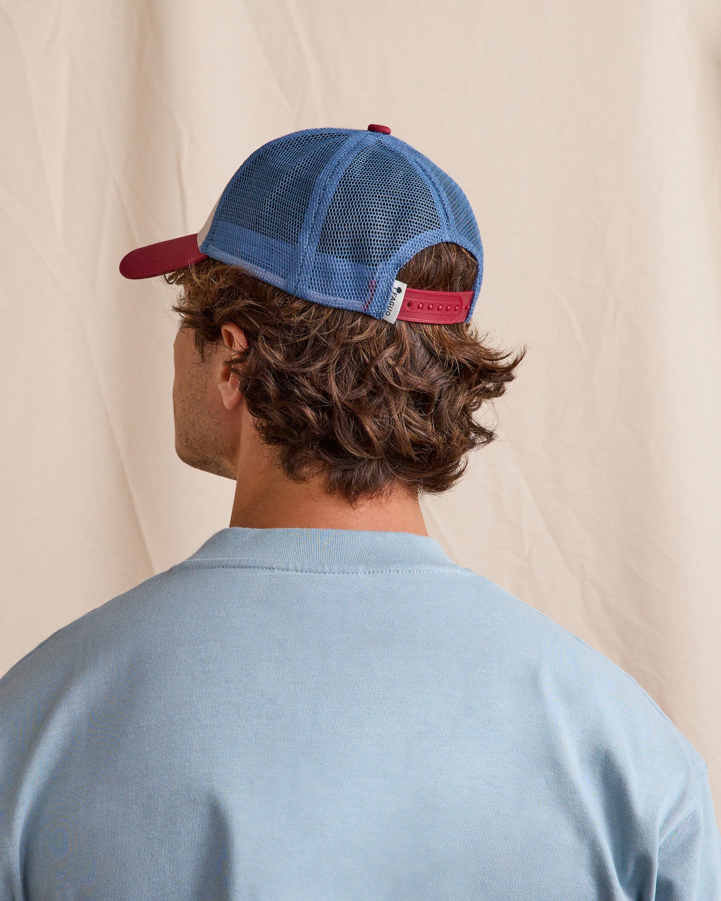 faguo-trucker-casquette-rouge-et-bleu-marine-homme image 3
