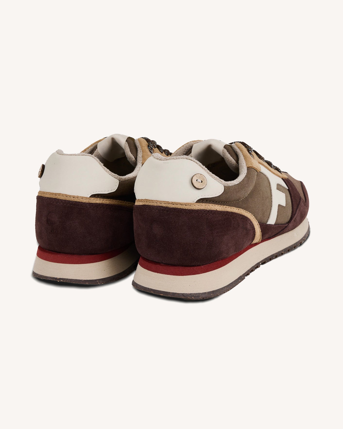 faguo-elm-baskets-taupe-running-lifestyle image 6