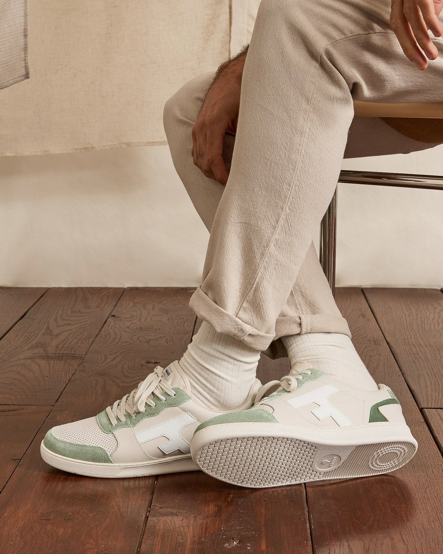 faguo-hazel-baskets-cuir-cru-et-kaki-clair image 6