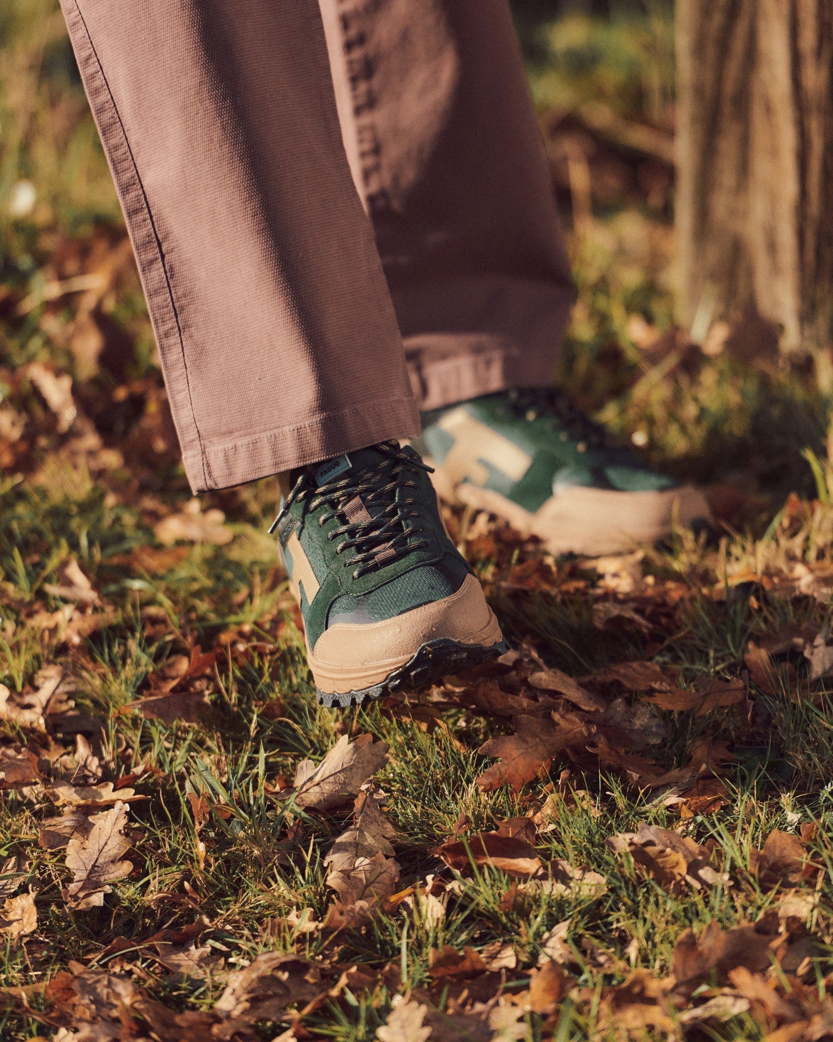 faguo-hazel-monstera-baskets-vert-fonc-et-marron-vibram image 2