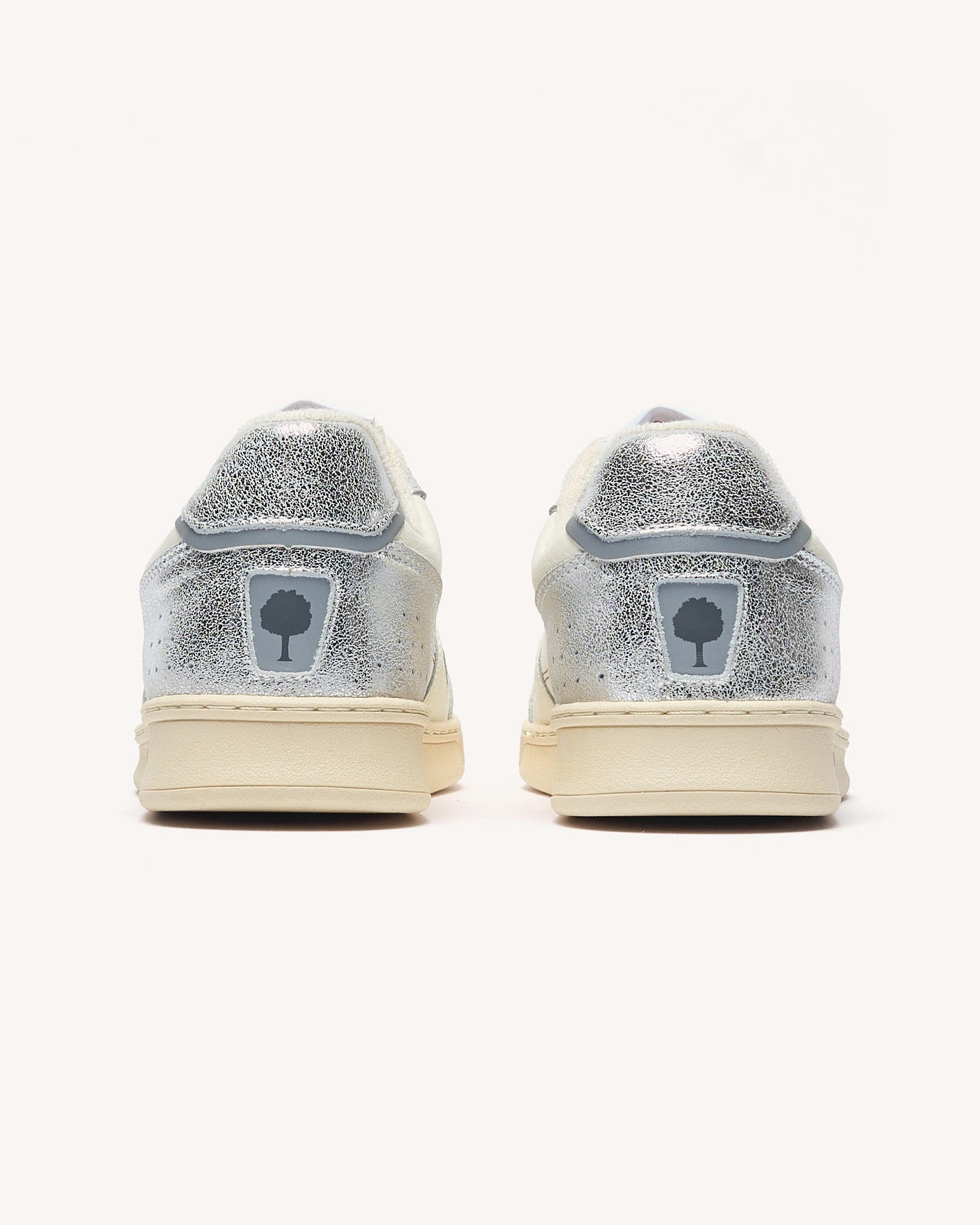 faguo-commute-1-baskets-femme-blanc-et-argent-cuir image 4