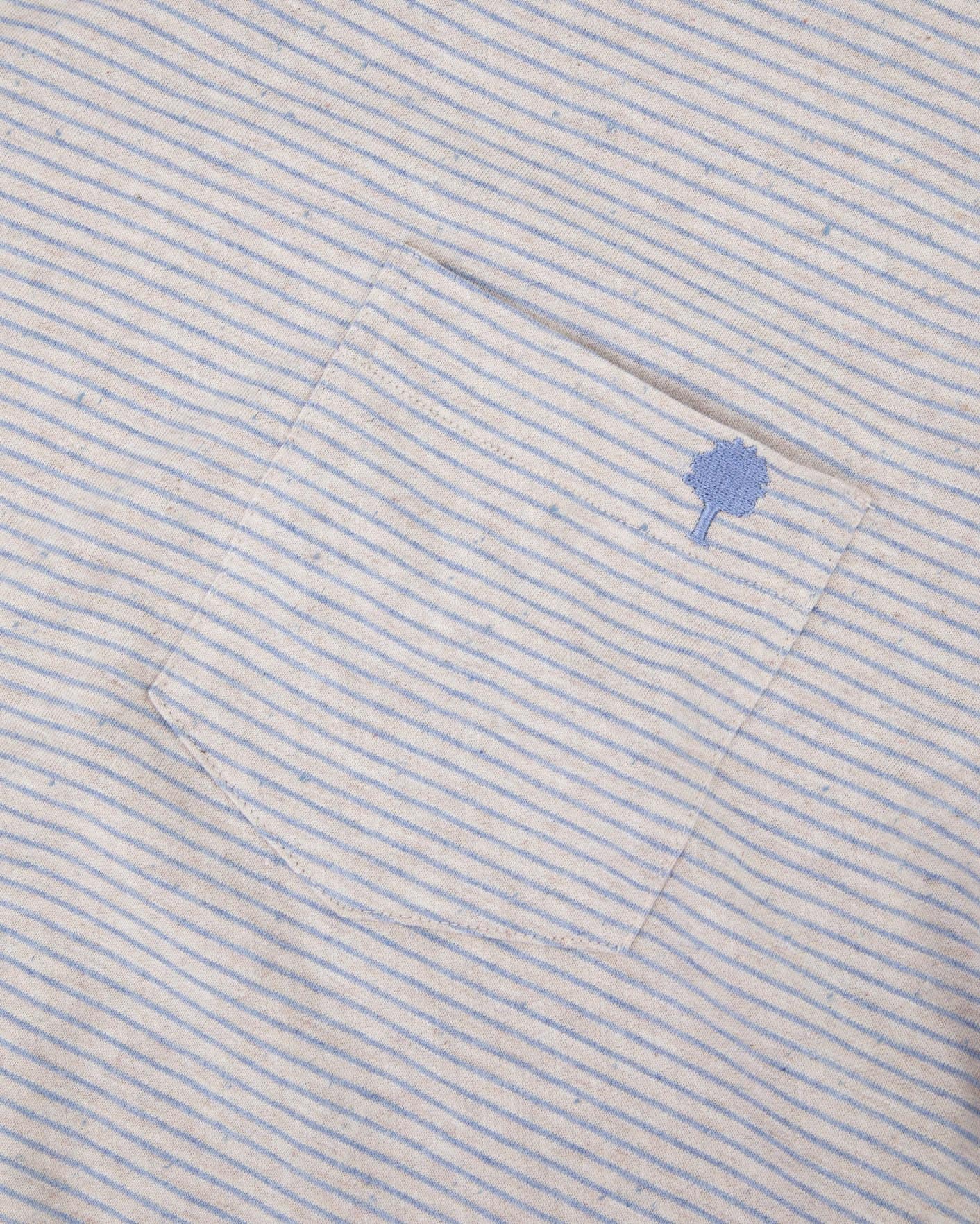 faguo-olonne-t-shirt-homme-cru-et-bleu-clair-ray-poche image 4