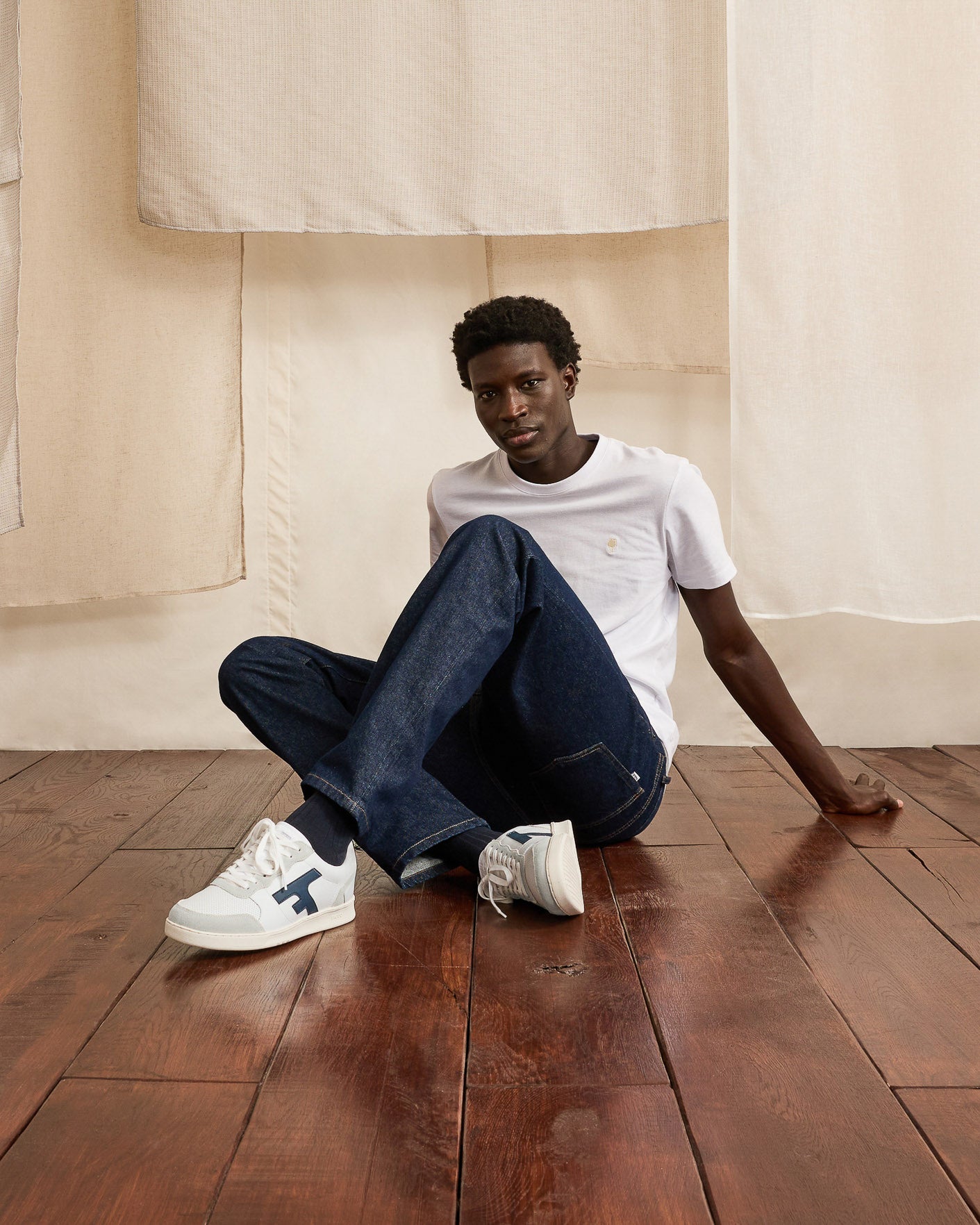 faguo-hazel-baskets-cuir-blanc-et-bleu-marine-homme image 8