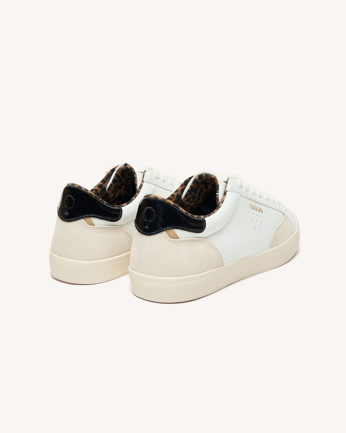 faguo-juniper-baskets-basses-blanc-et-l-opard-femme image 3