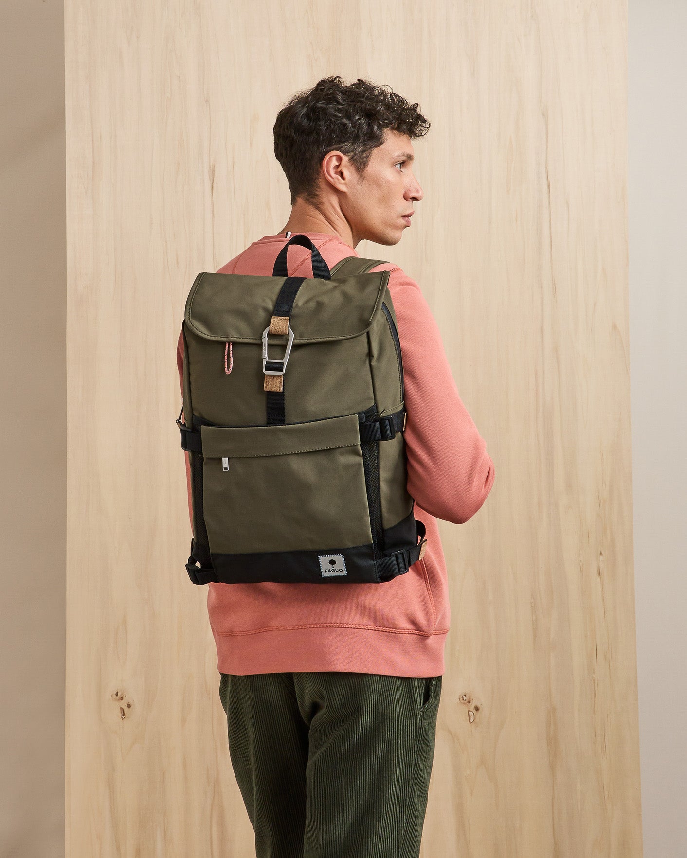 faguo-commuter-2-0-sac-dos-v-lo-kaki-et-noir-13-pouces image 3